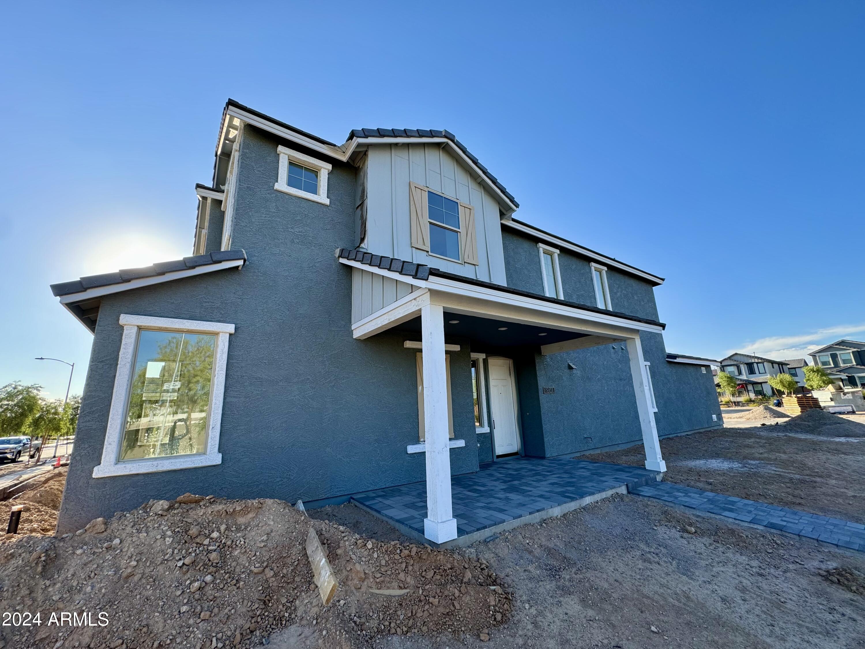 1904 W CHISUM Trail