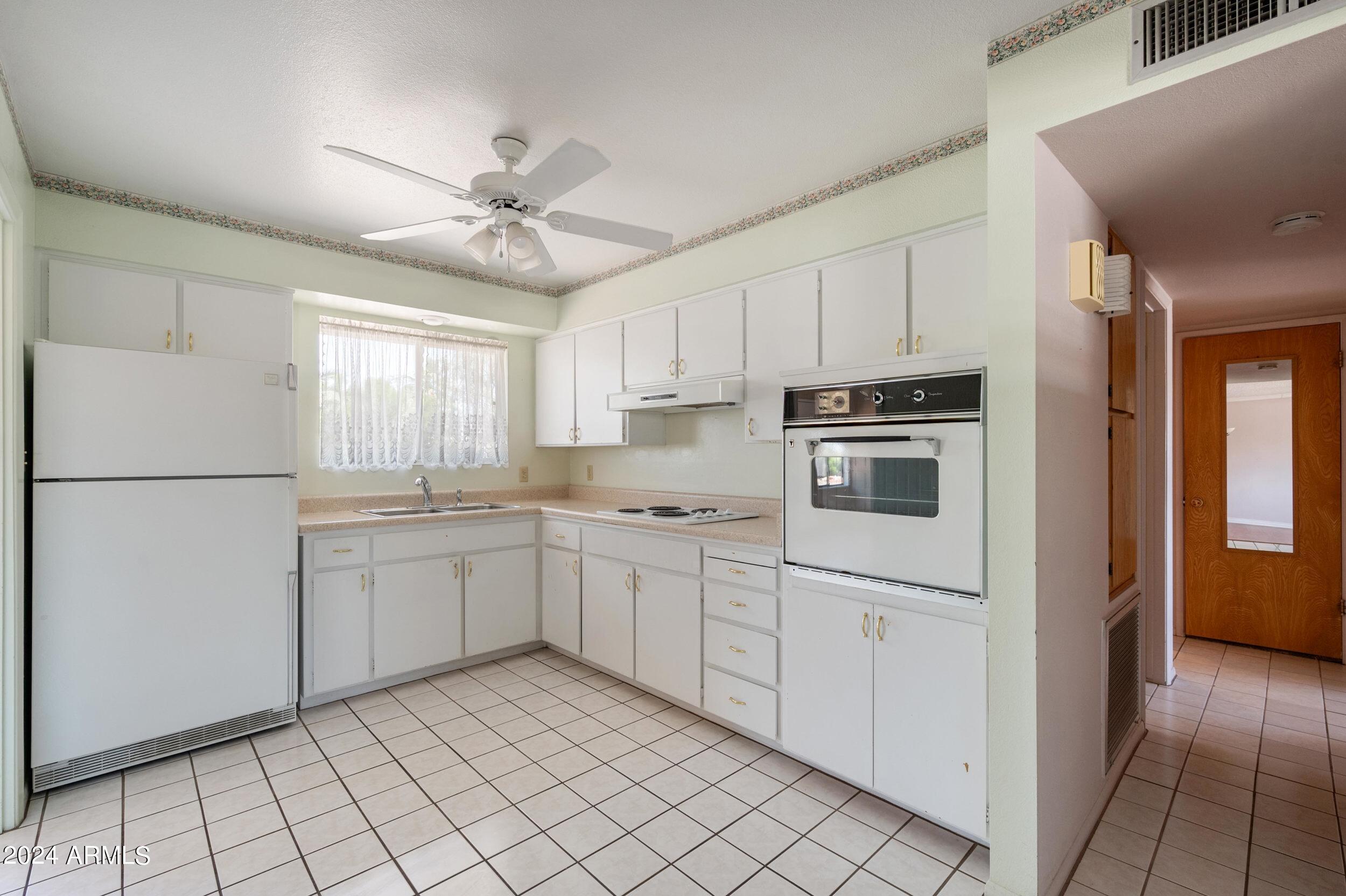 5738 E CASPER Road W