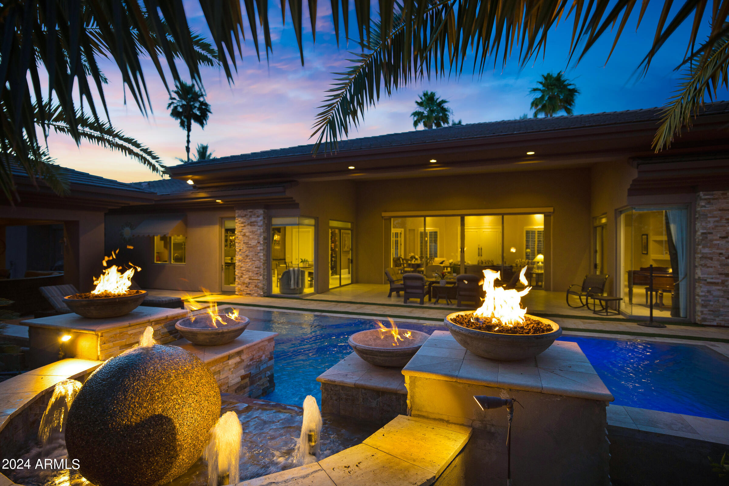 103 W MACAW Drive