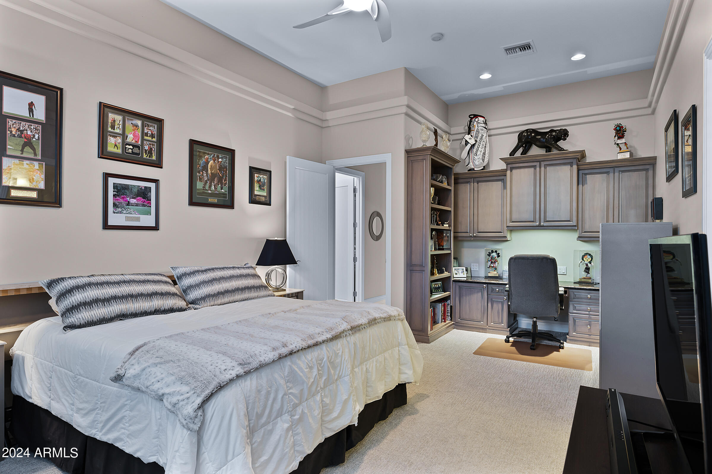 103 W MACAW Drive