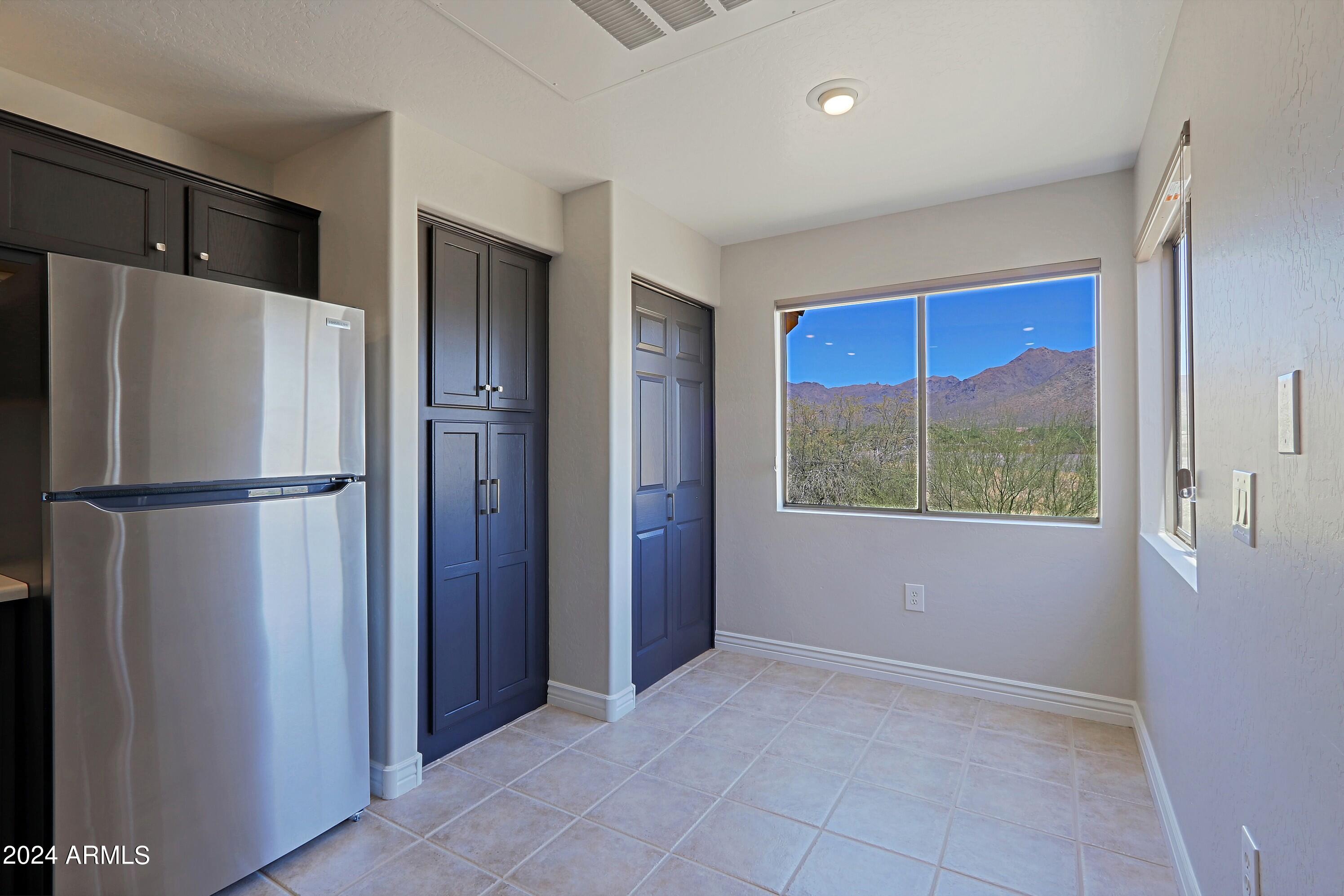 16801 N 94TH Street # 2040