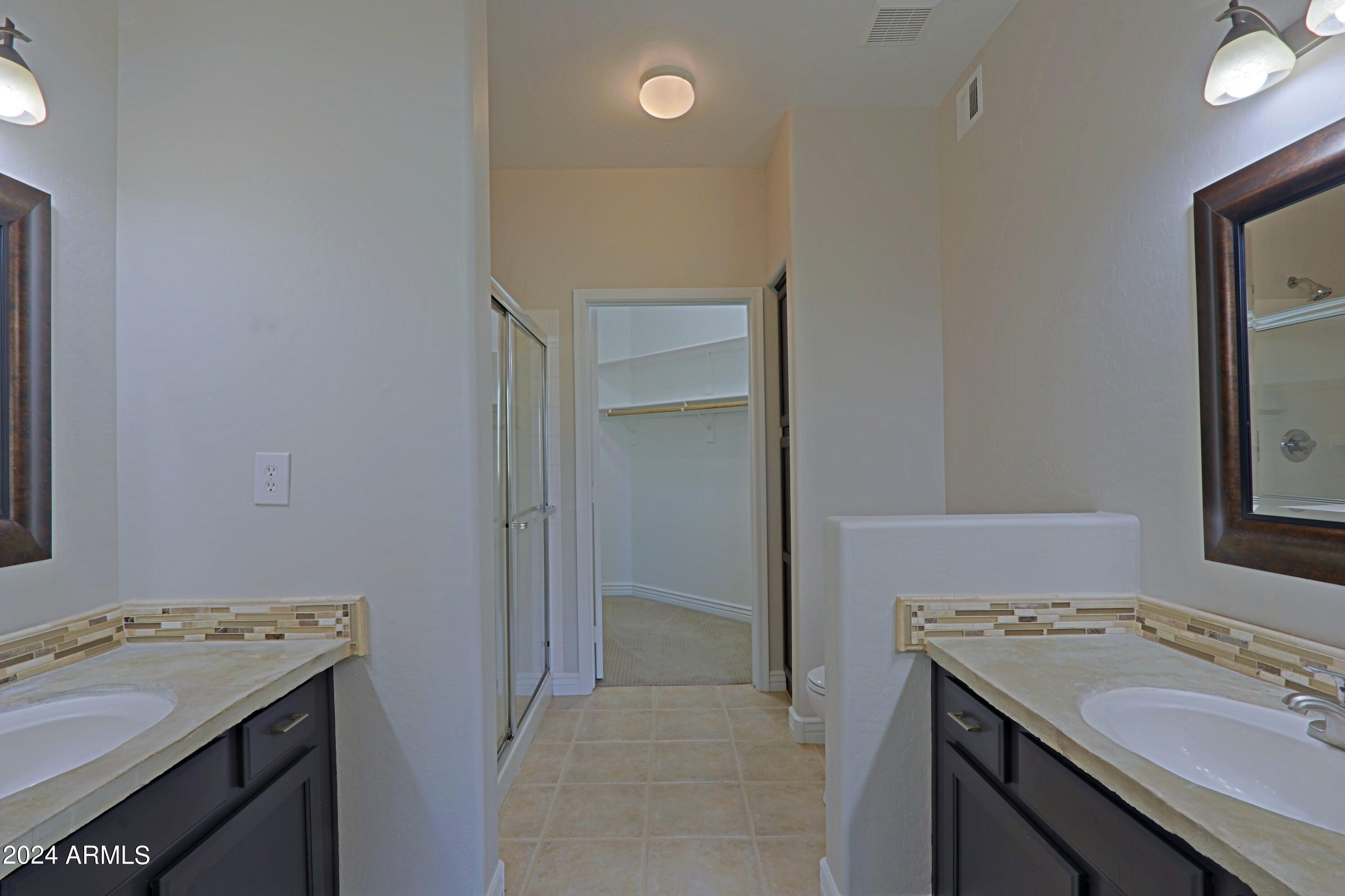 16801 N 94TH Street # 2040