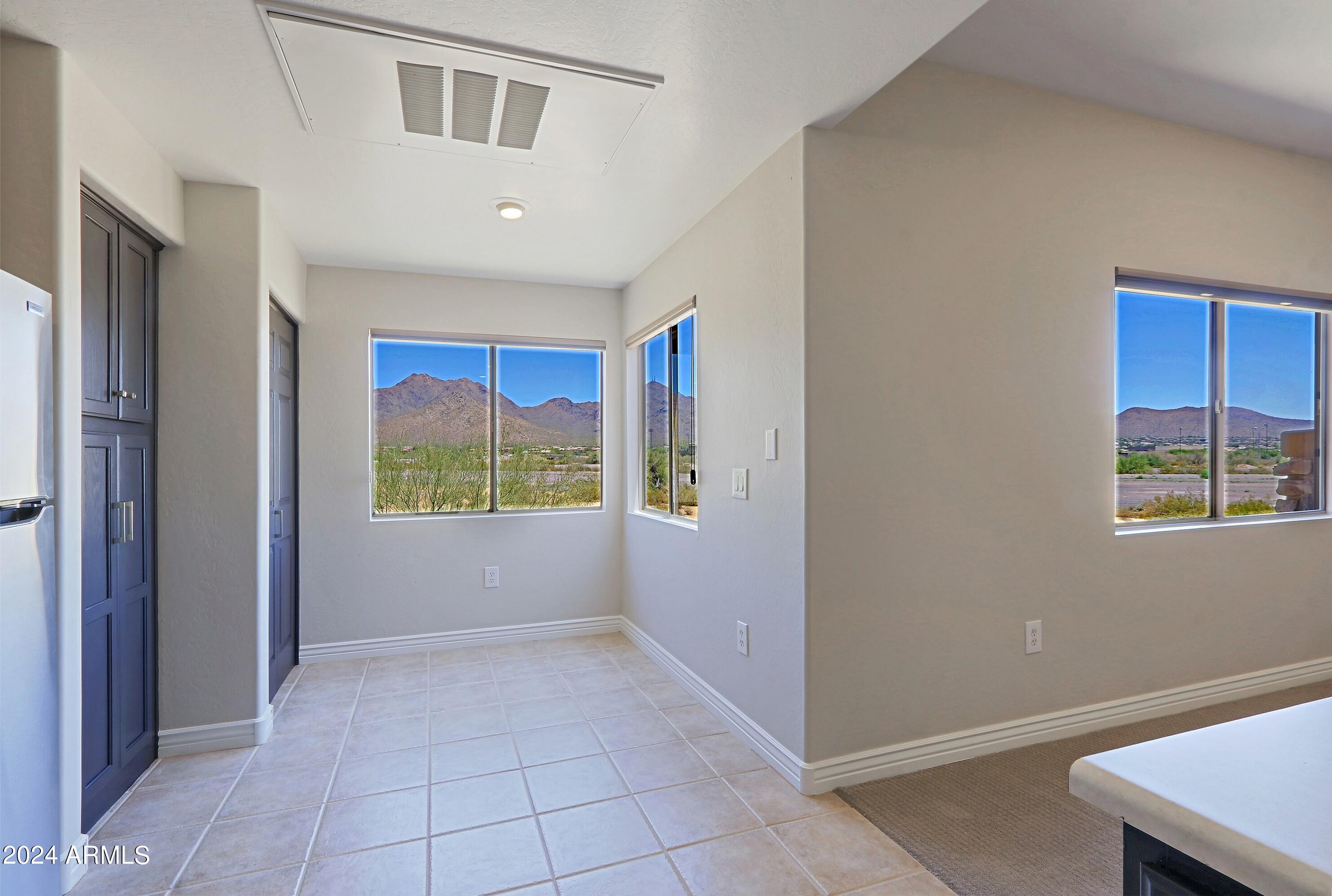 16801 N 94TH Street # 2040