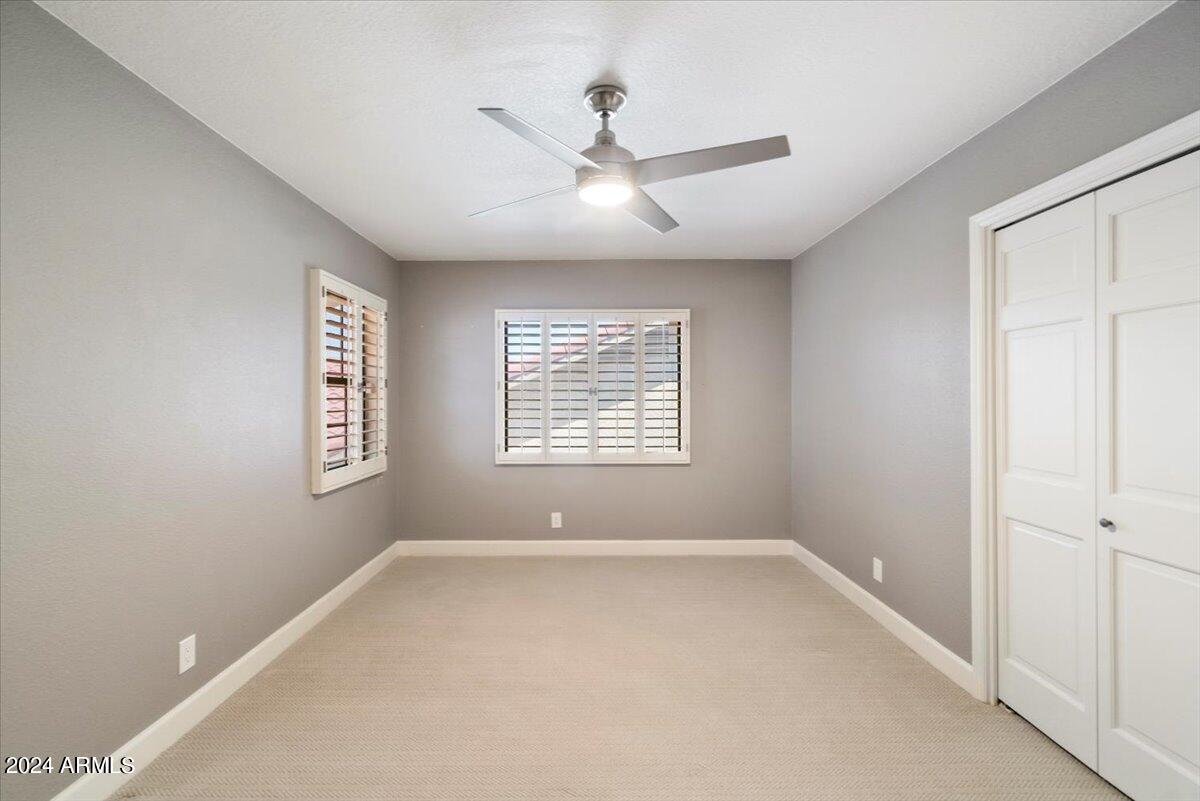 8631 E THOROUGHBRED Trail