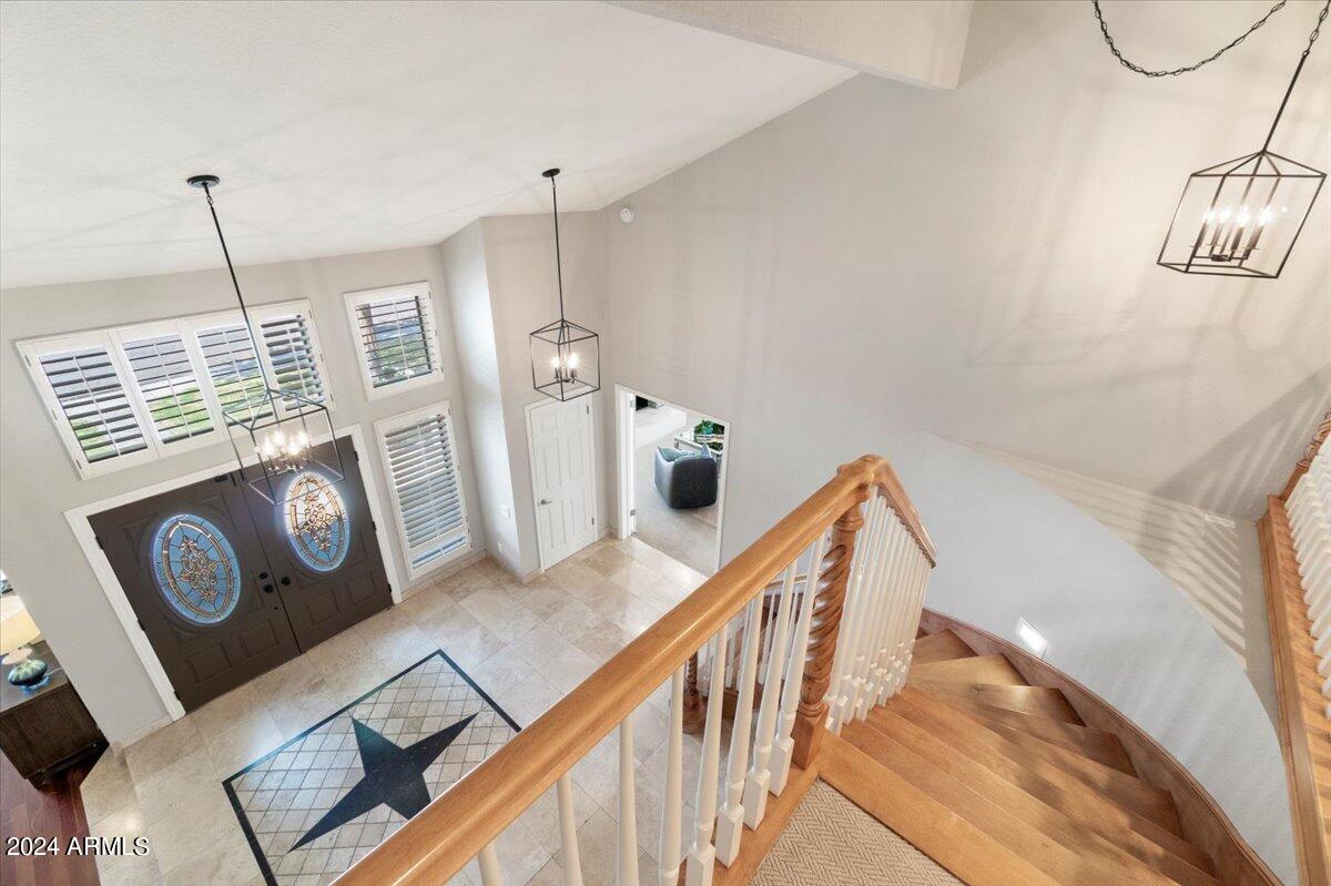 8631 E THOROUGHBRED Trail
