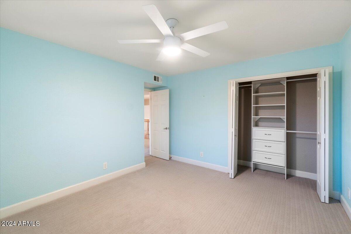 8631 E THOROUGHBRED Trail