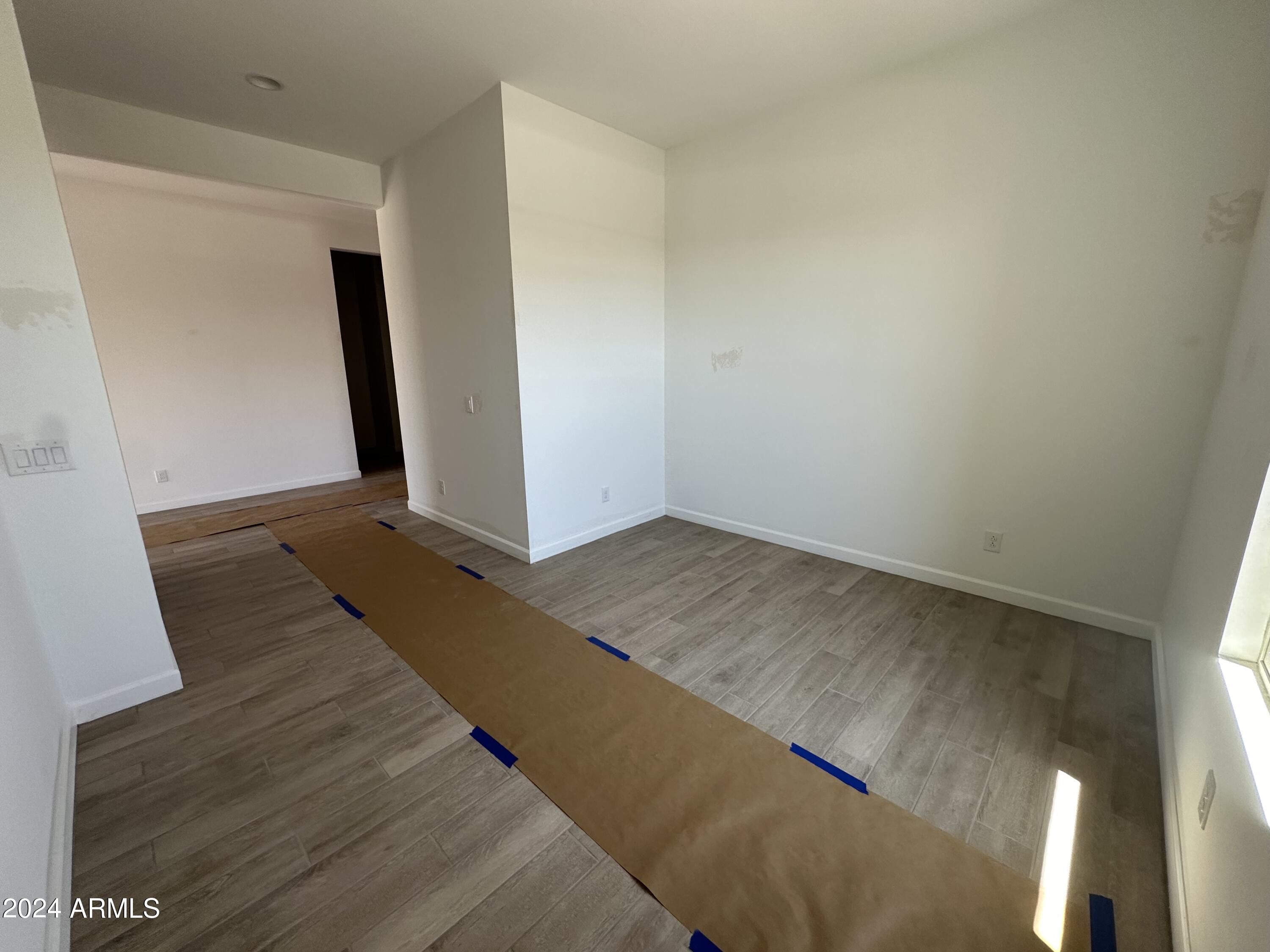 11523 E UTOPIA Avenue