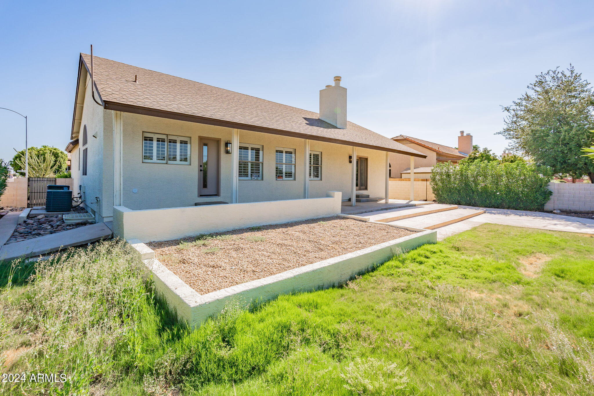 7102 W WINDROSE Drive