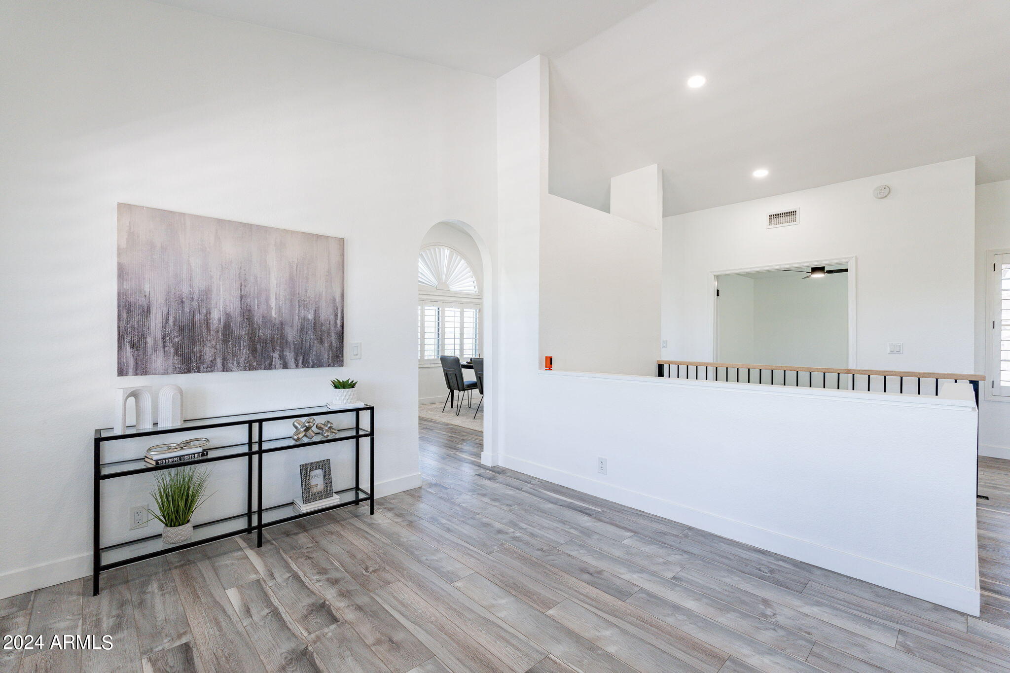 7102 W WINDROSE Drive