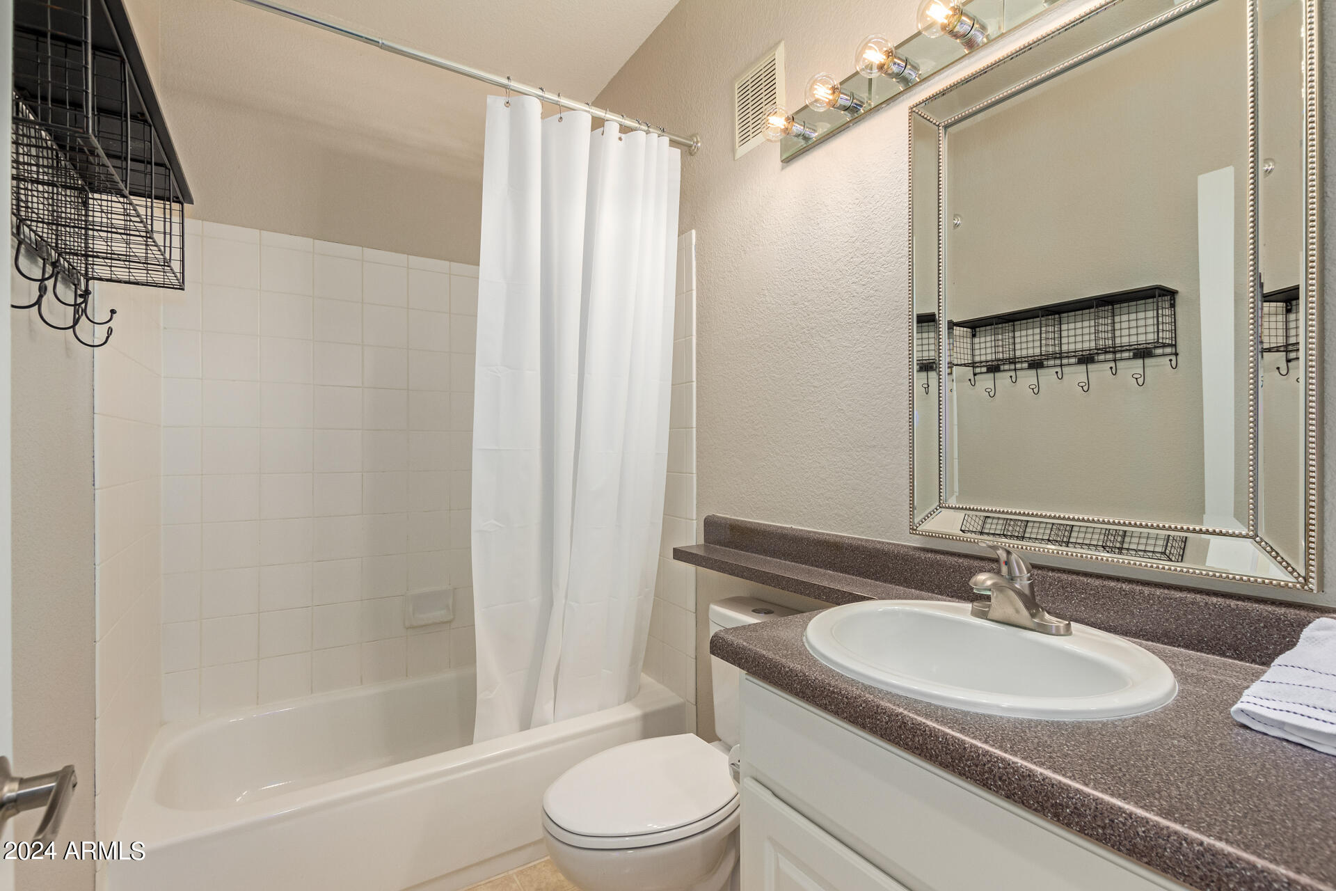 4465 E PARADISE VILLAGE Parkway S # 1163