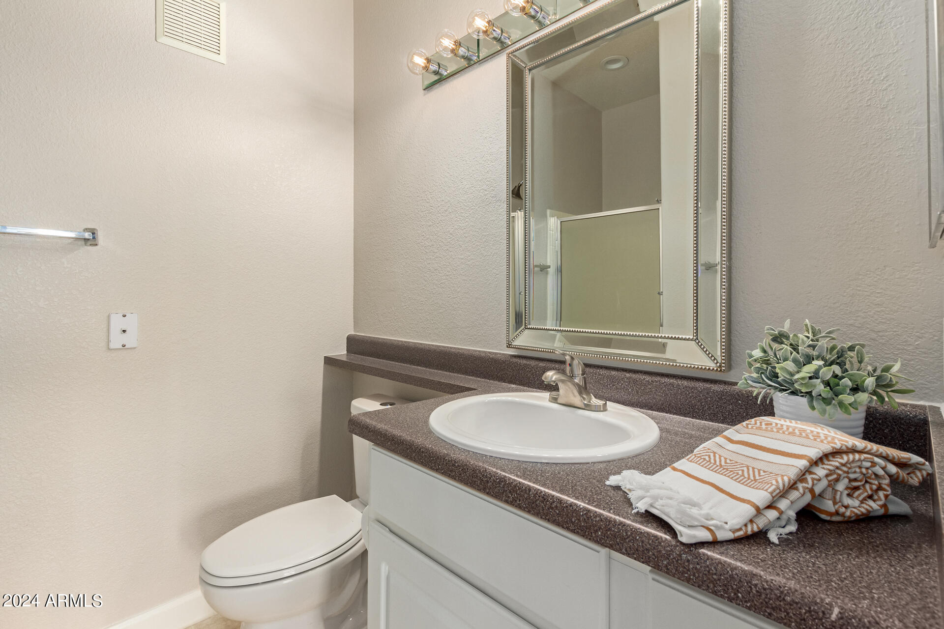 4465 E PARADISE VILLAGE Parkway S # 1163