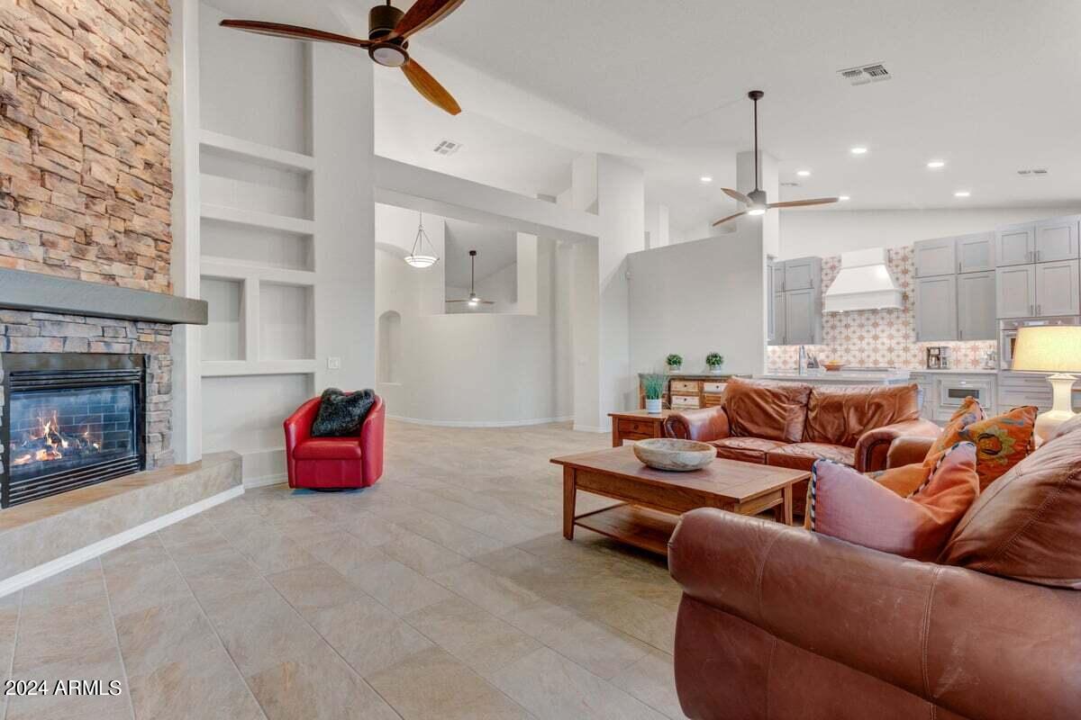 3838 N Red Sky Circle