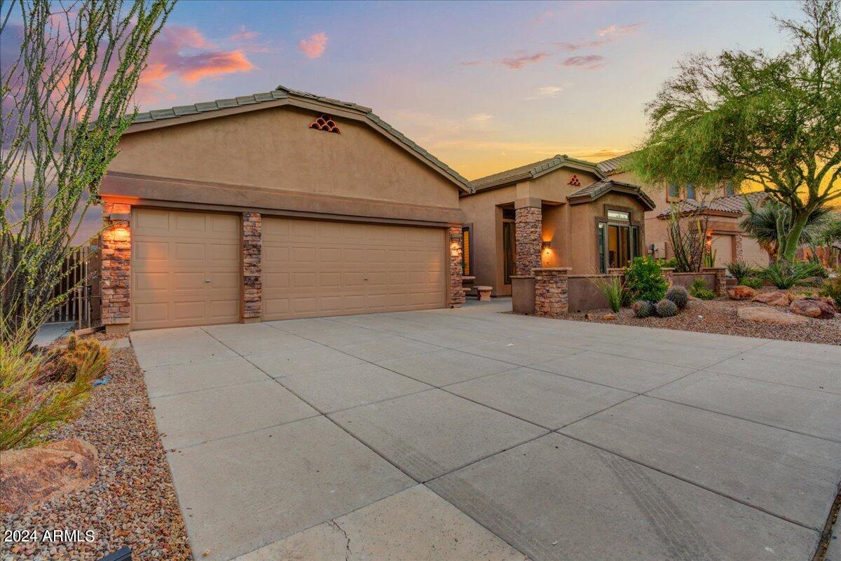 3838 N Red Sky Circle