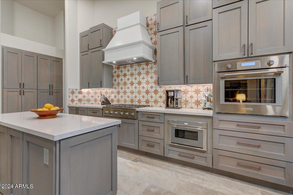 3838 N Red Sky Circle