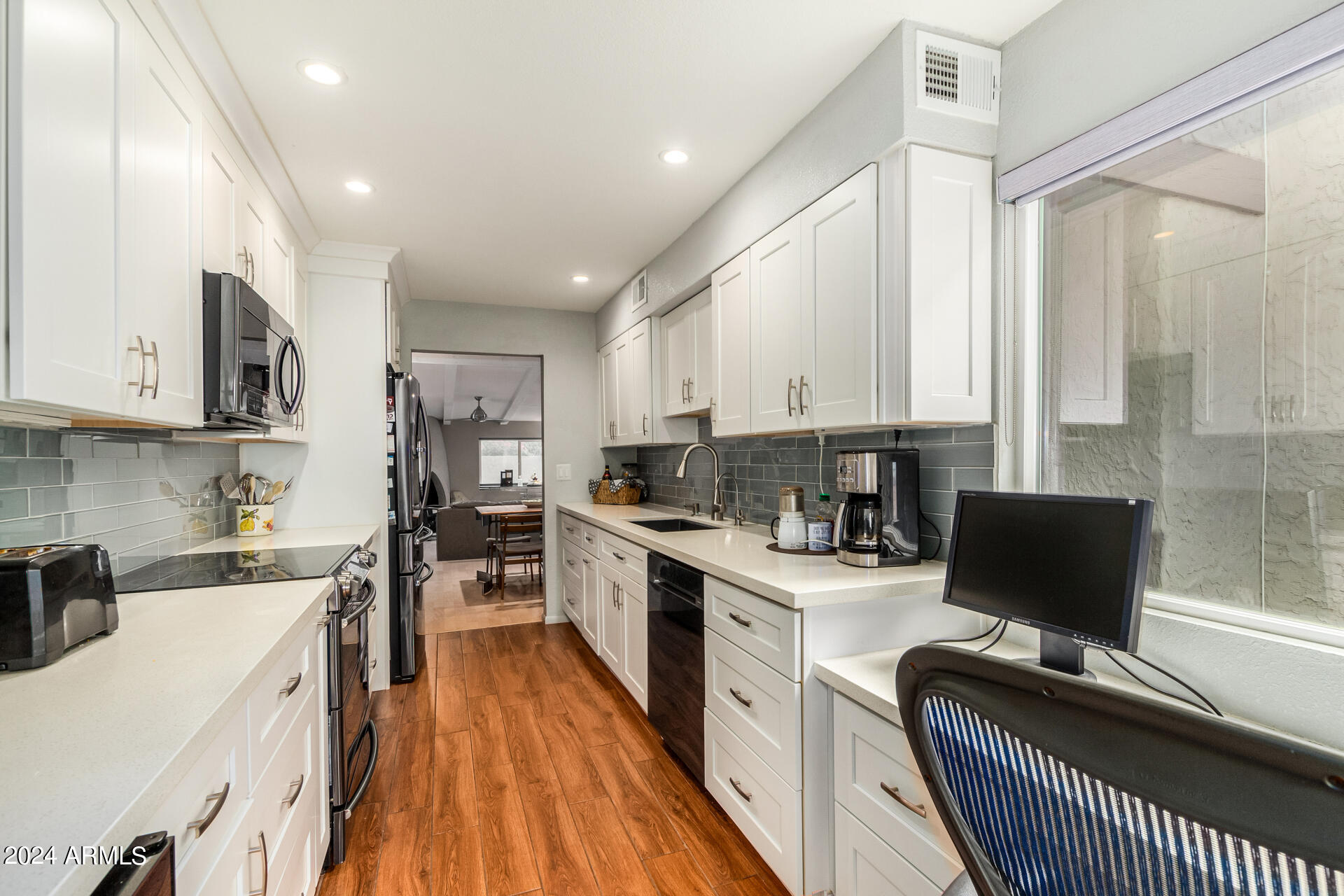 7849 E BUENA TERRA Way