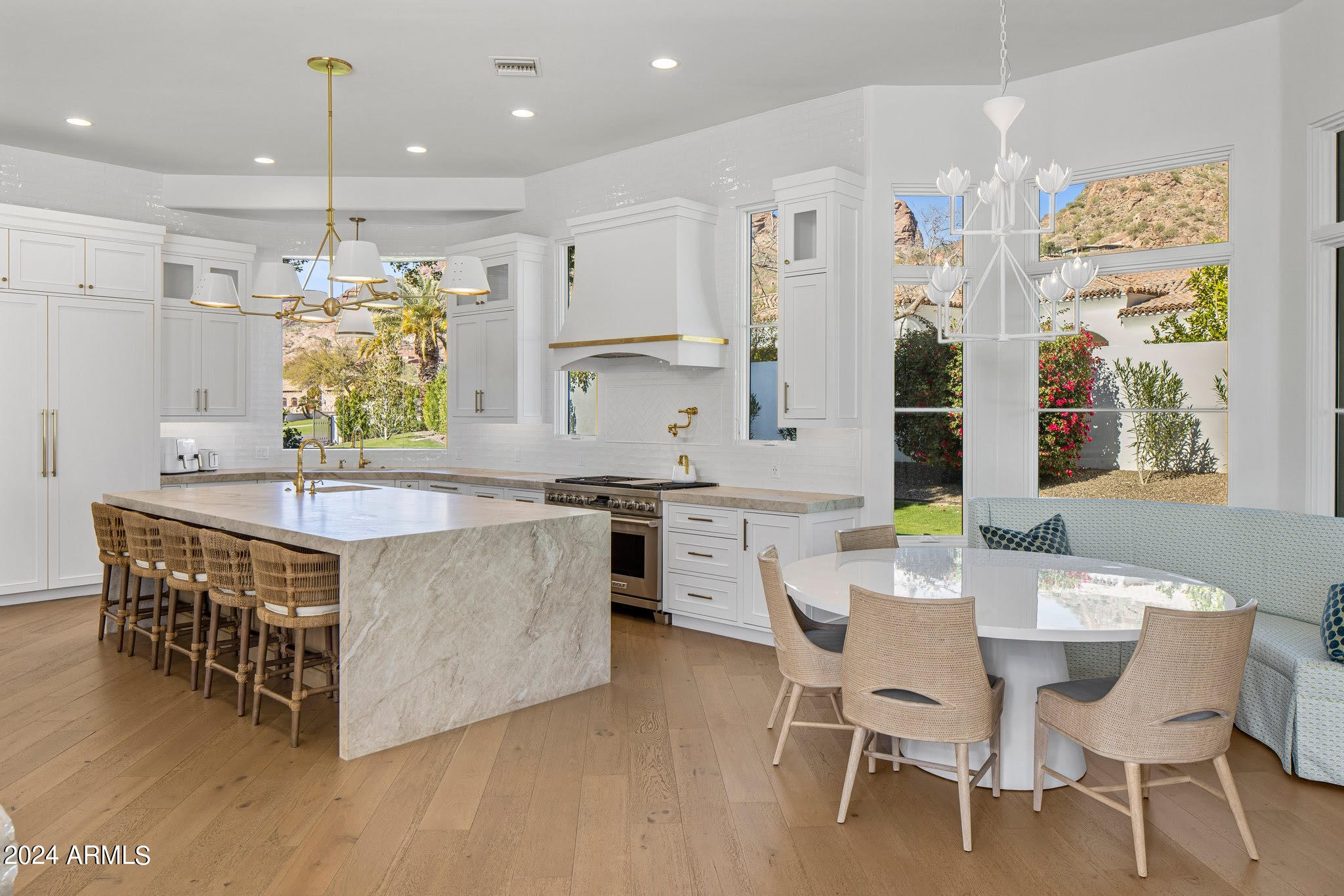 5121 E Rockridge Road