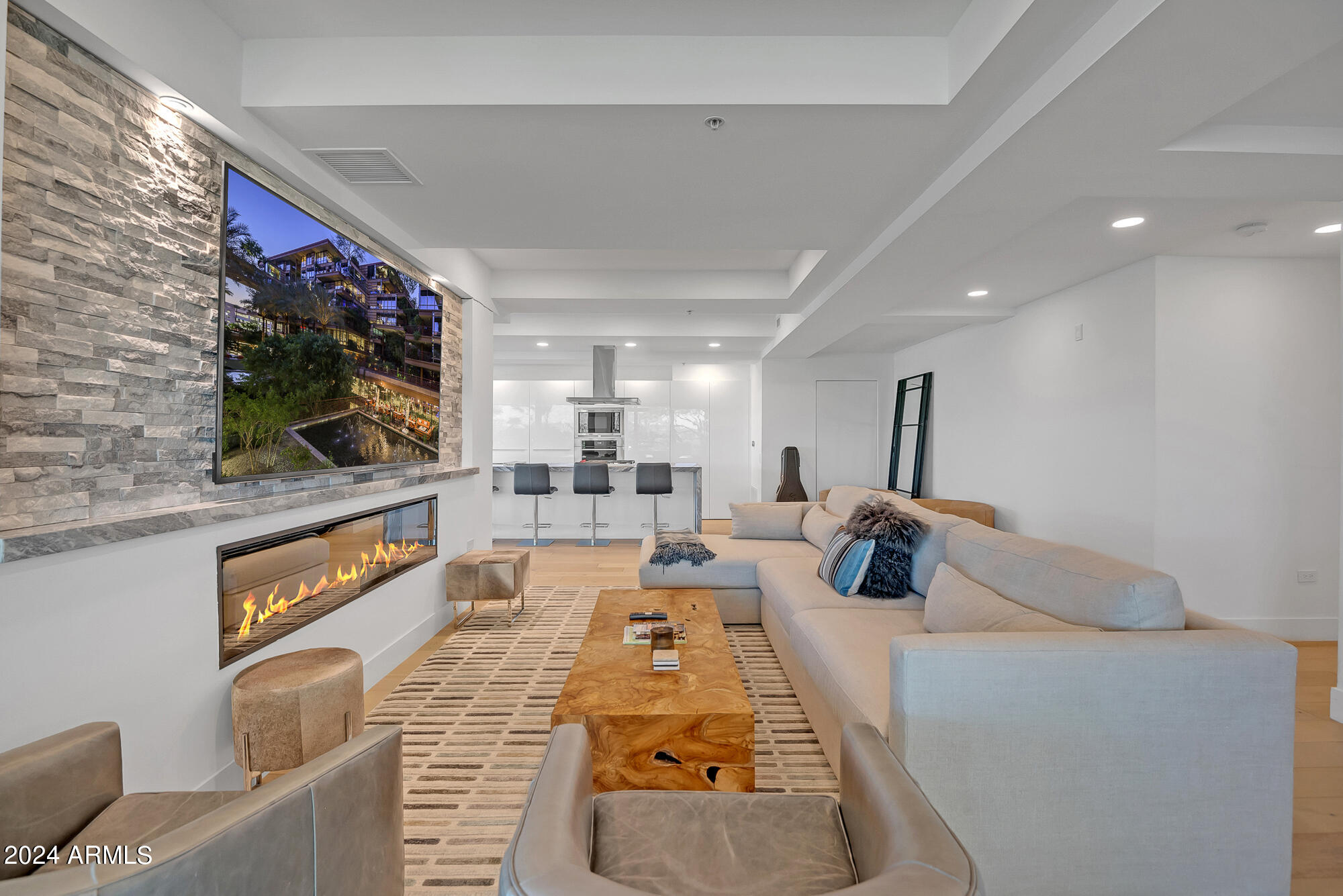 7117 E RANCHO VISTA Drive # 6007