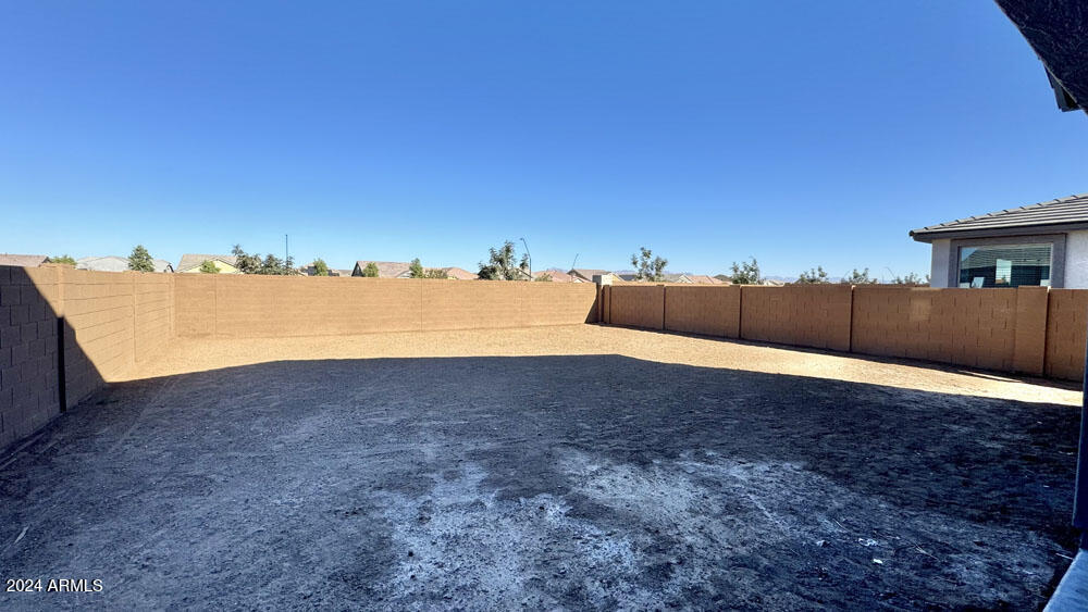 22884 E LORDS Way
