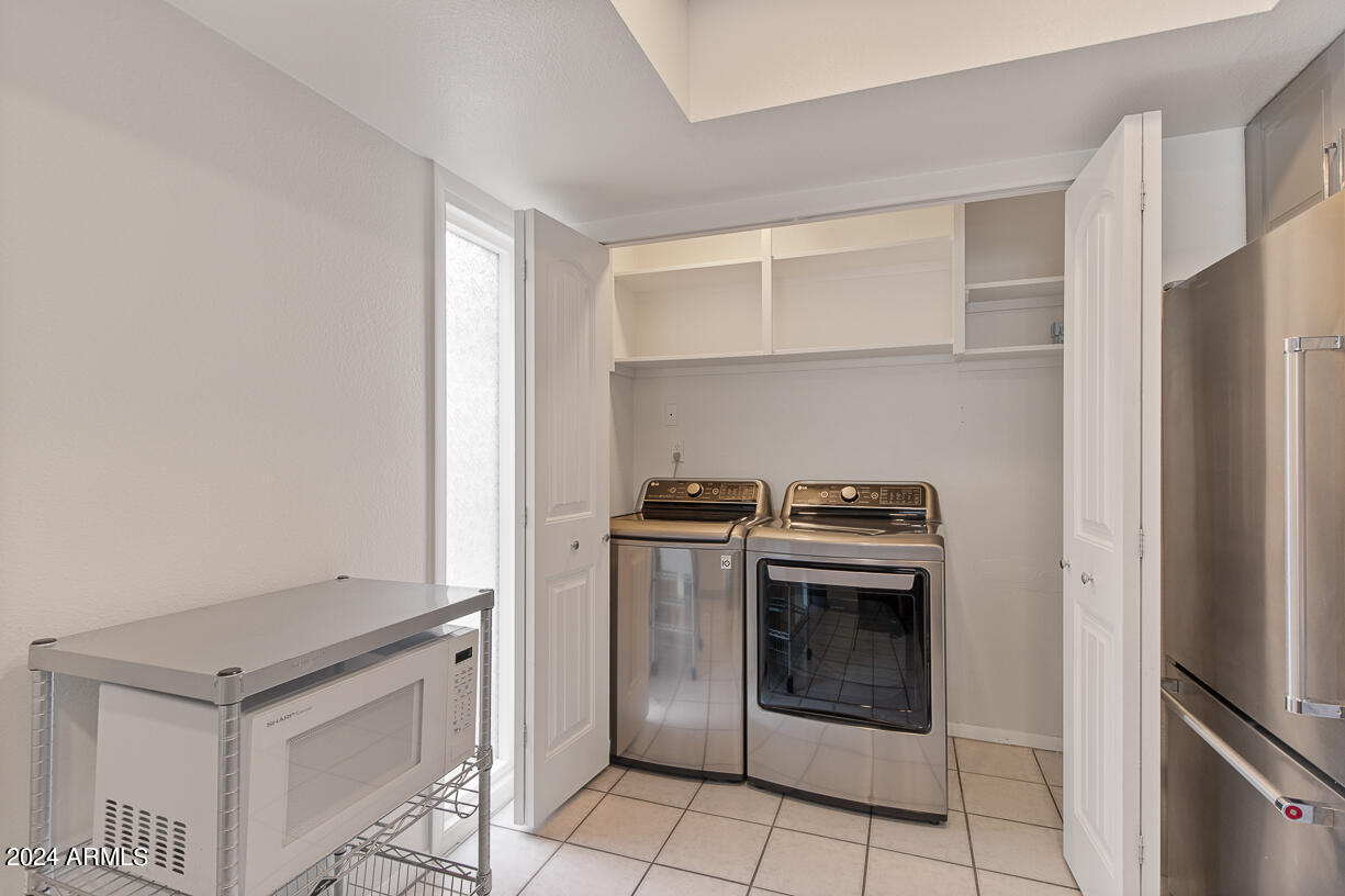 5 W Casa Hermosa Drive