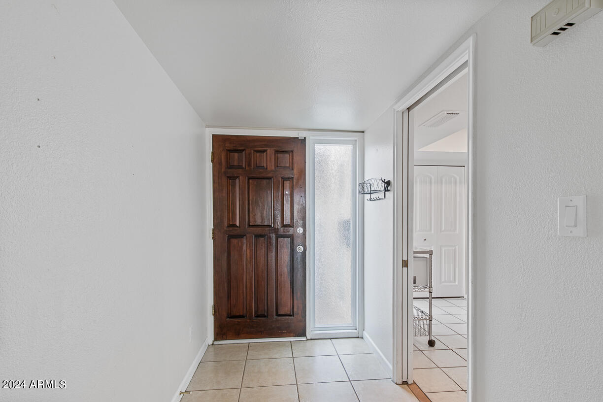 5 W Casa Hermosa Drive