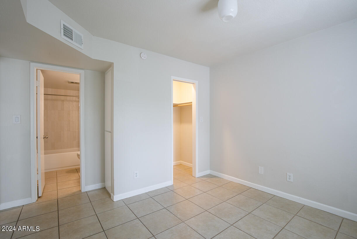 5 W Casa Hermosa Drive