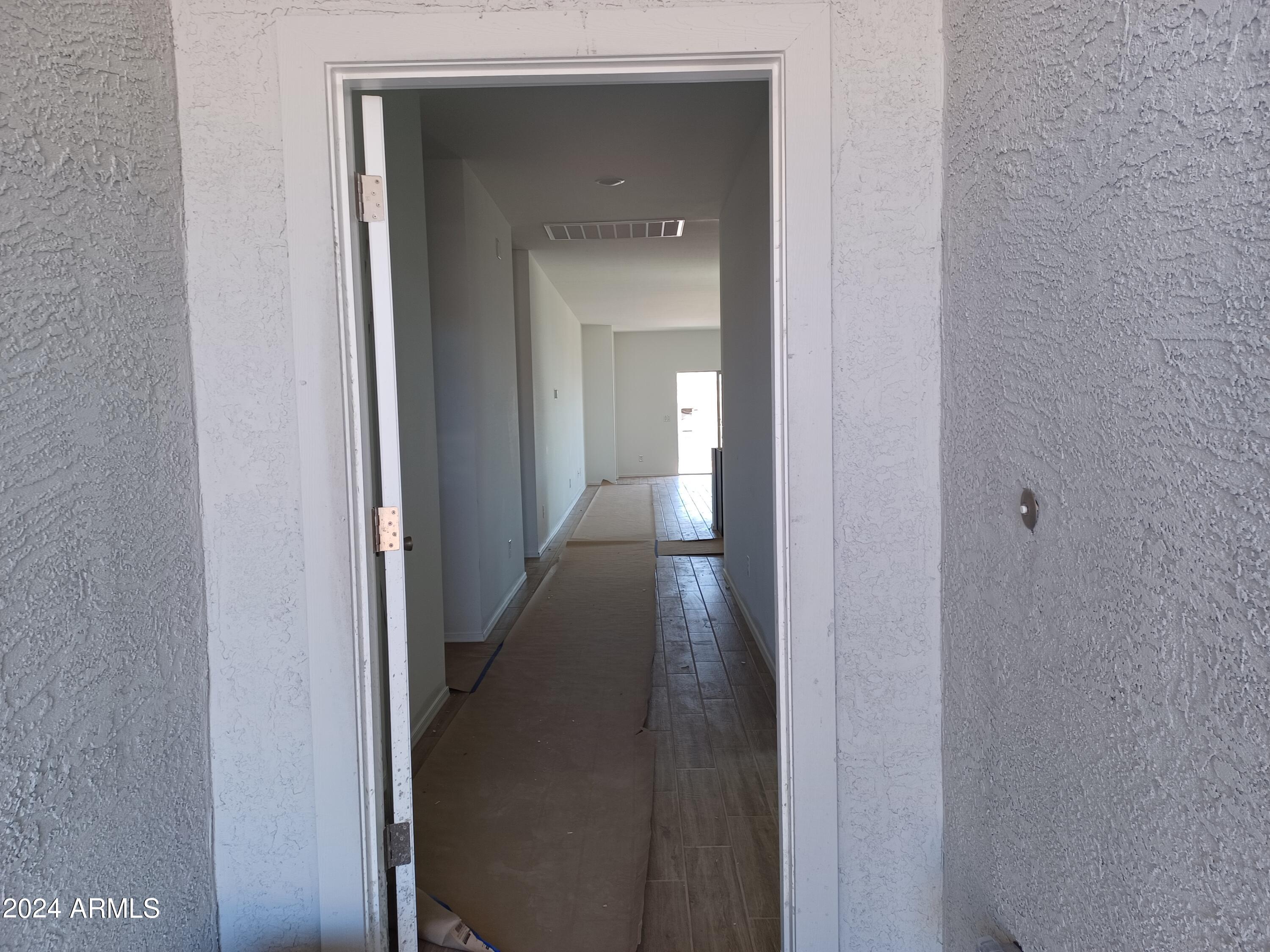 24139 W SUNLAND Avenue