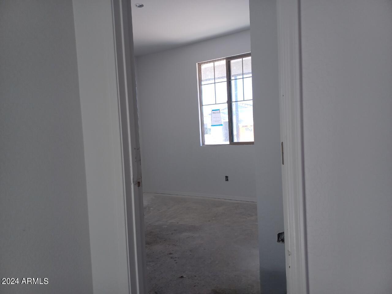 24139 W SUNLAND Avenue