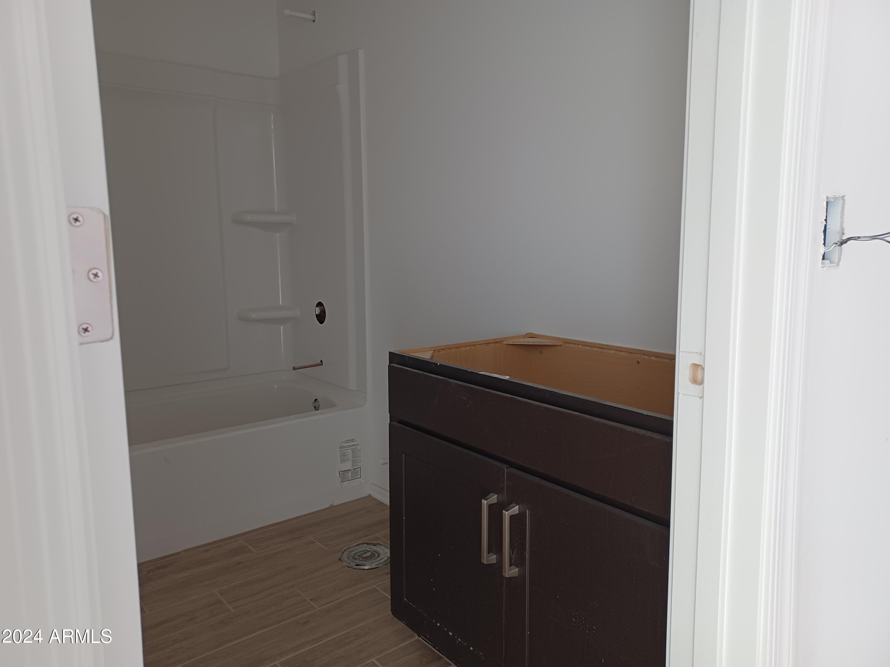 24139 W SUNLAND Avenue