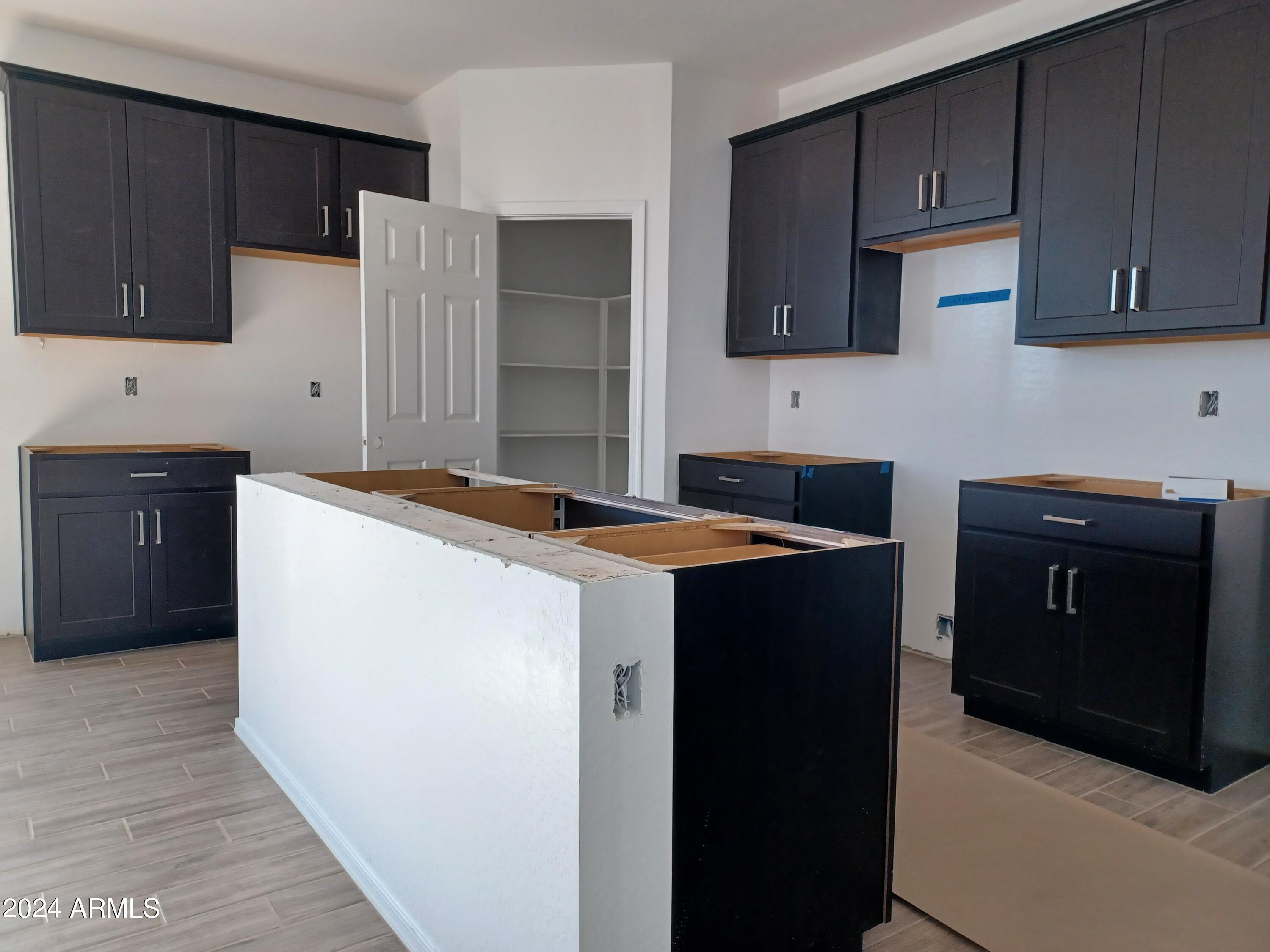 24139 W SUNLAND Avenue