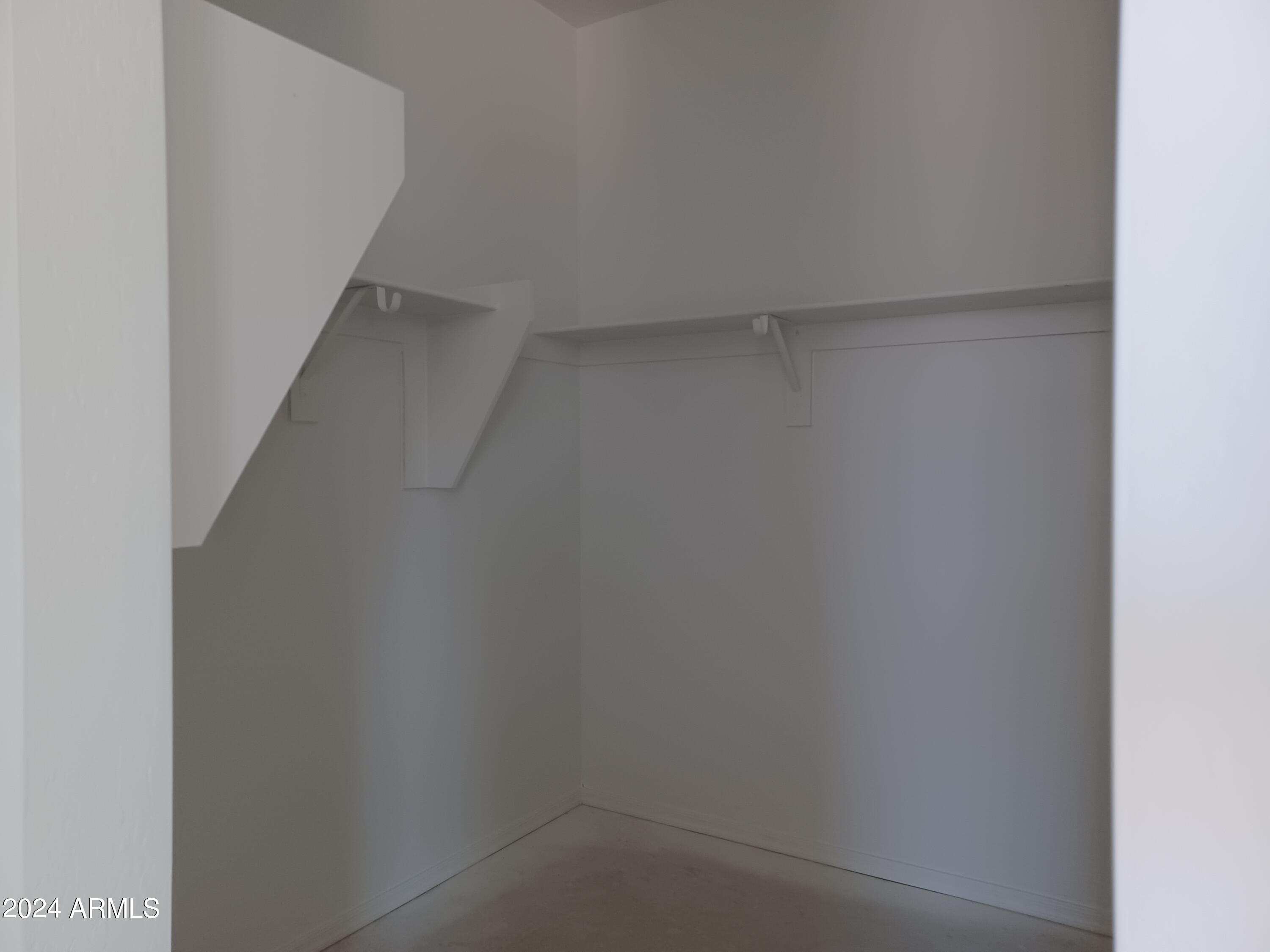 24139 W SUNLAND Avenue