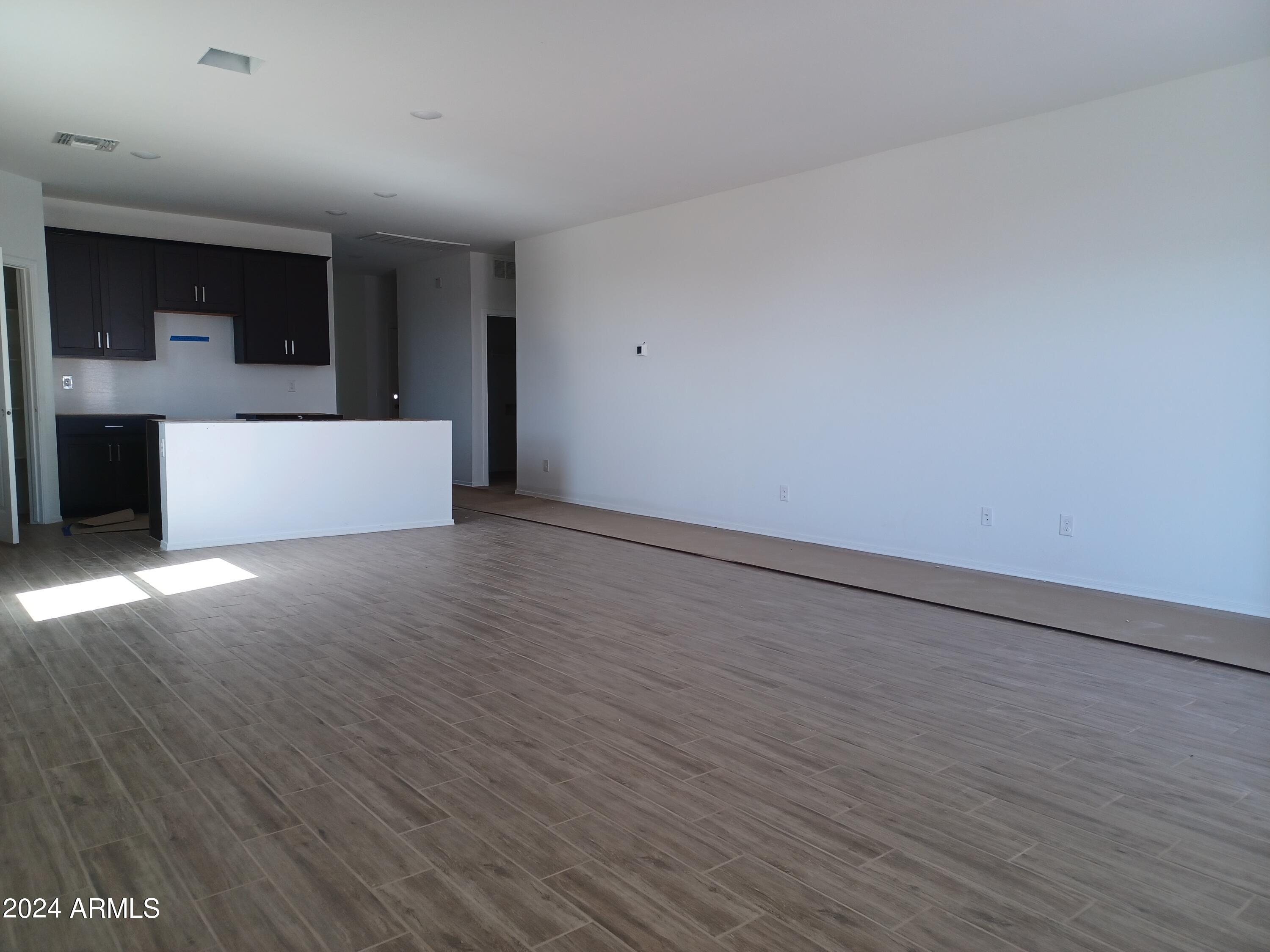 24139 W SUNLAND Avenue