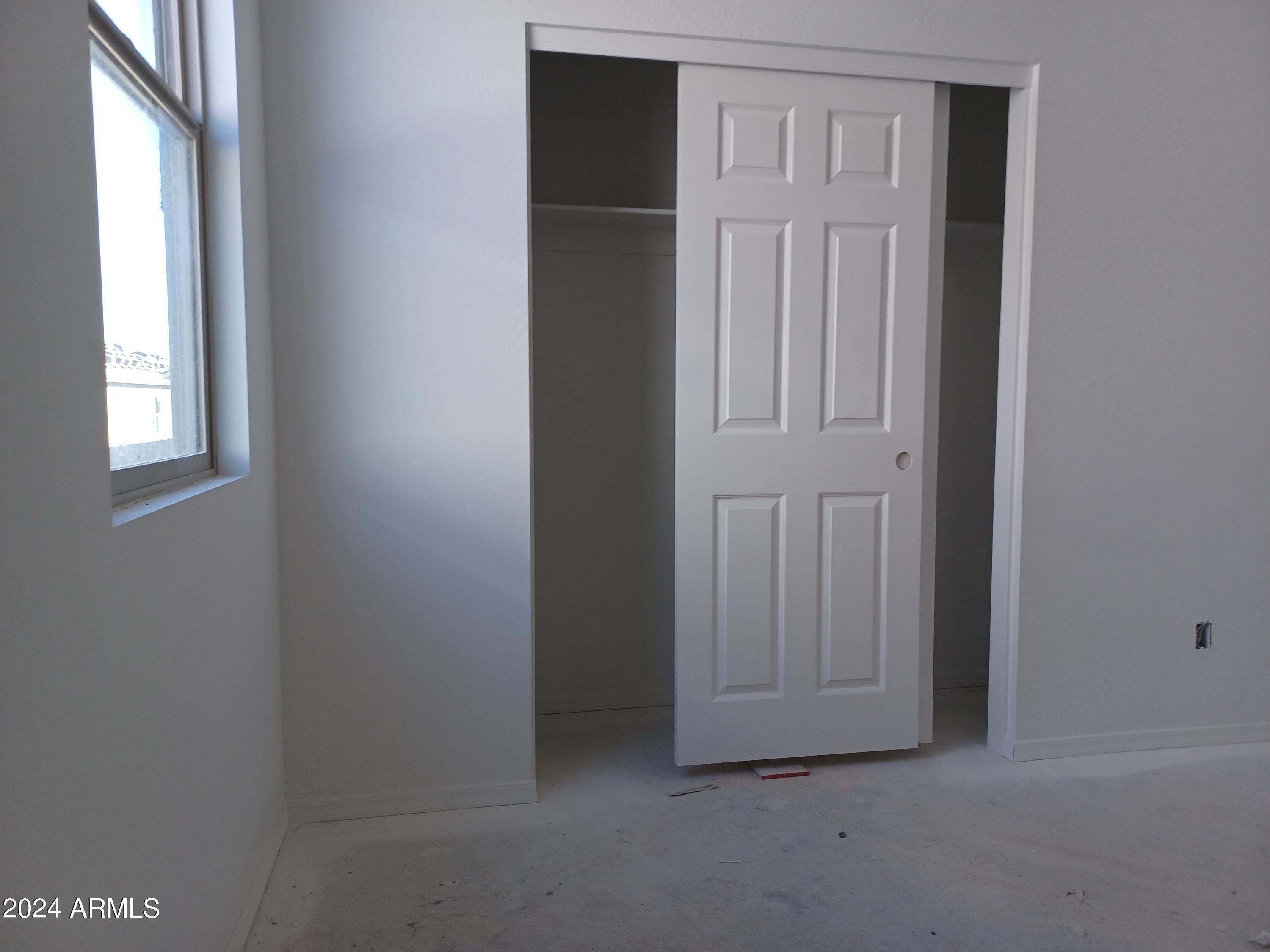 24139 W SUNLAND Avenue