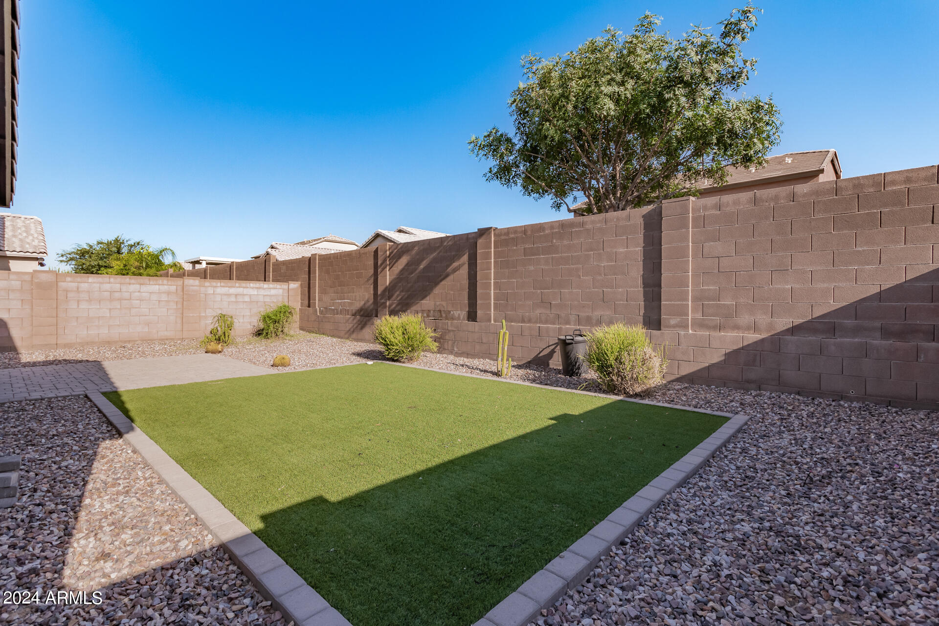 2151 E STACEY Road