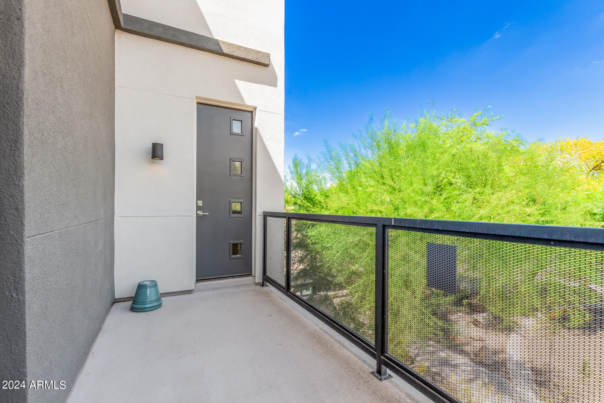 2645 E OSBORN Road # 1