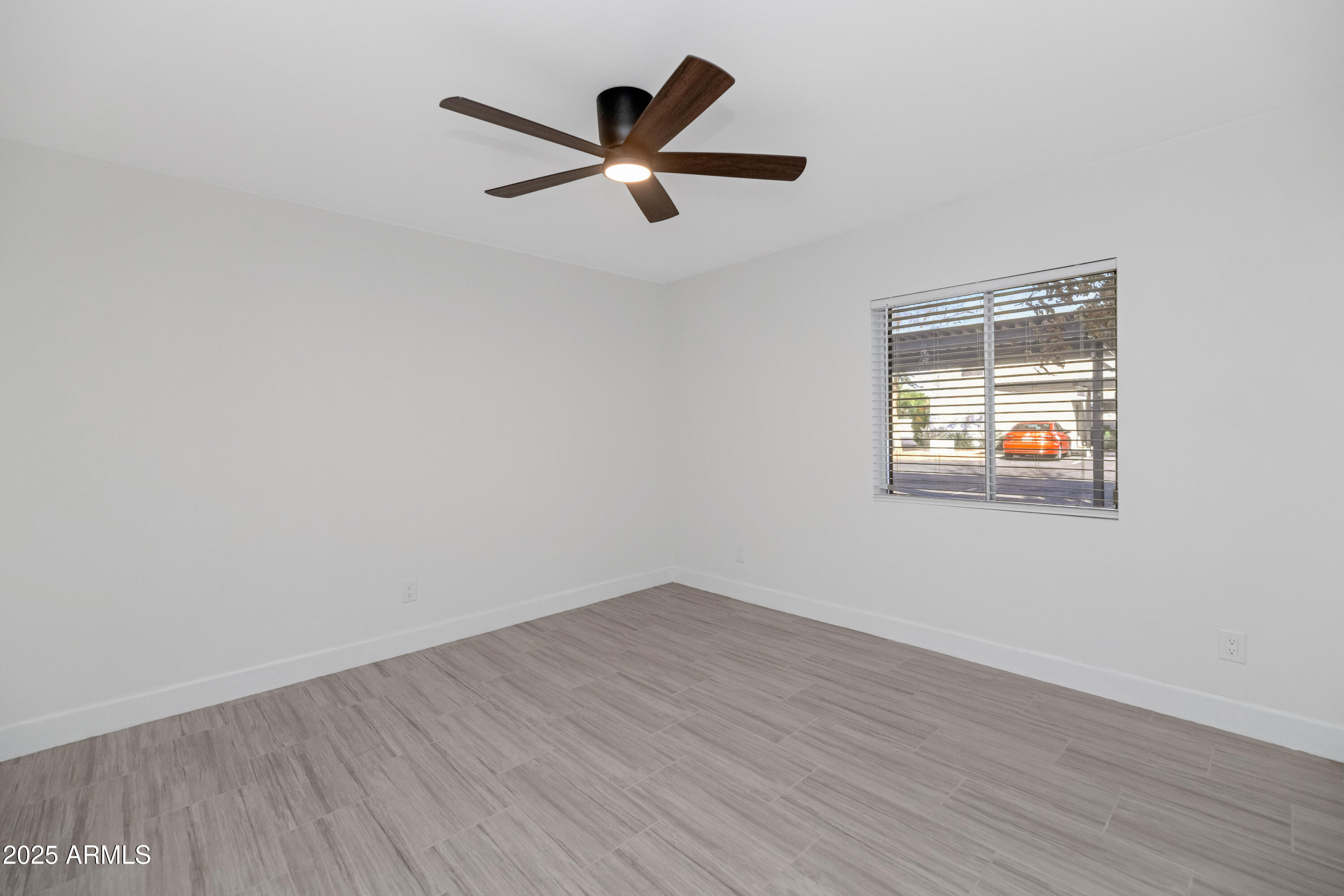 8562 E INDIAN SCHOOL Road Unit: E