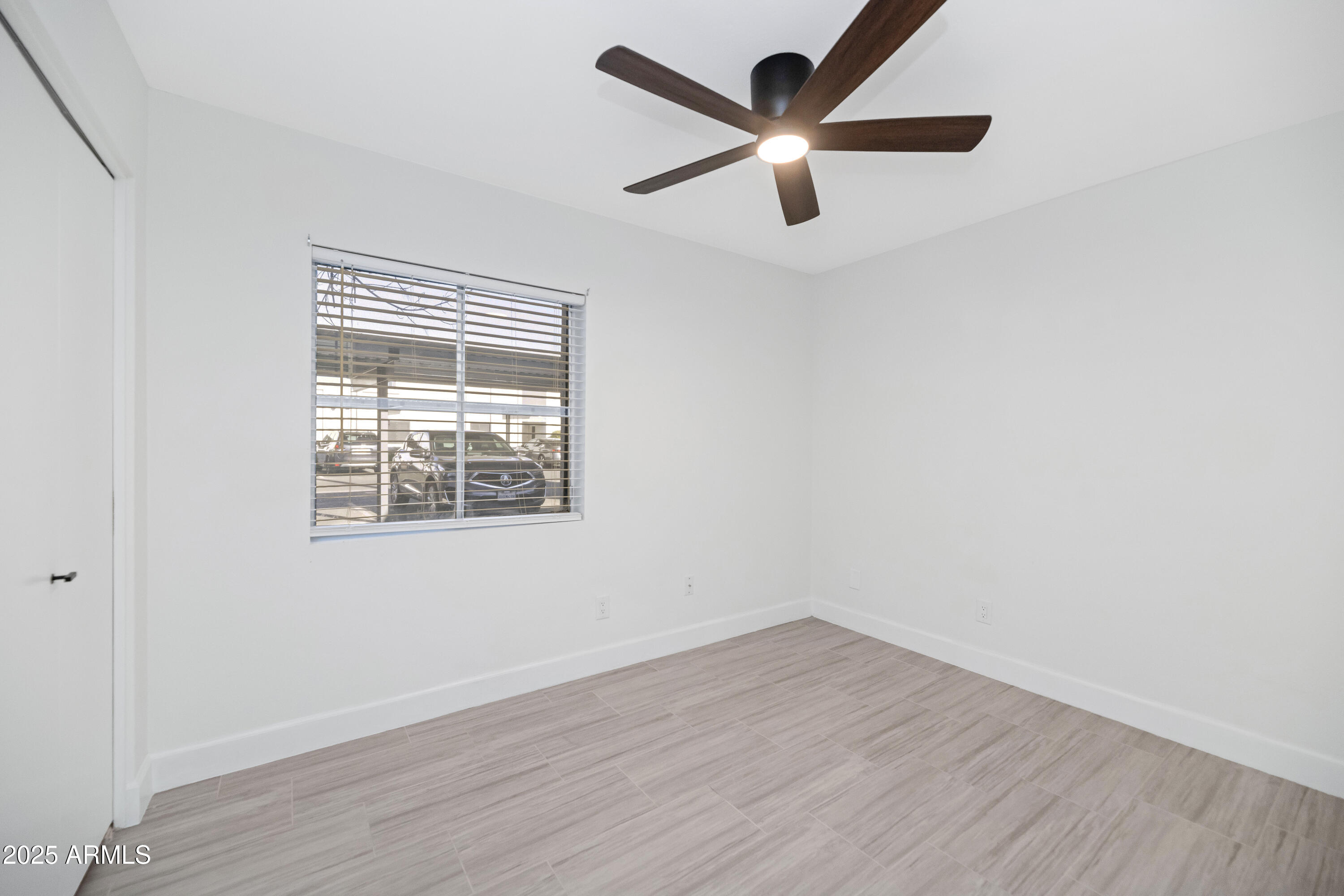 8562 E INDIAN SCHOOL Road Unit: E