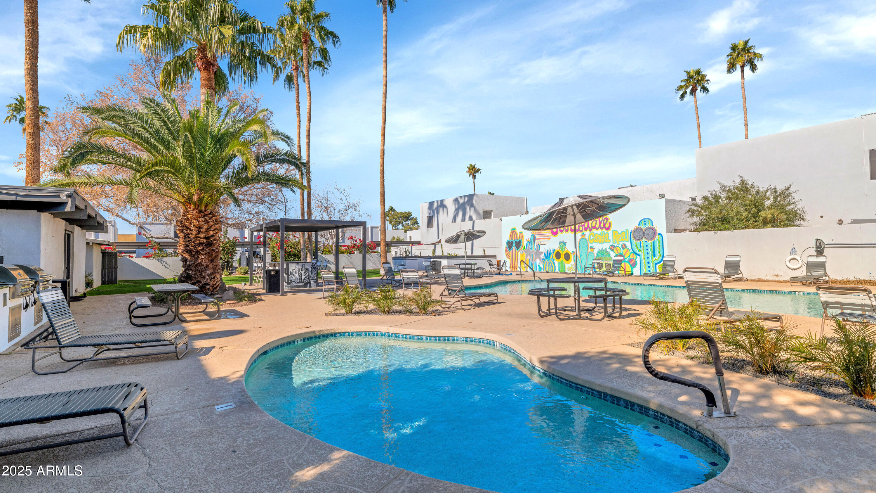 8562 E INDIAN SCHOOL Road Unit: E