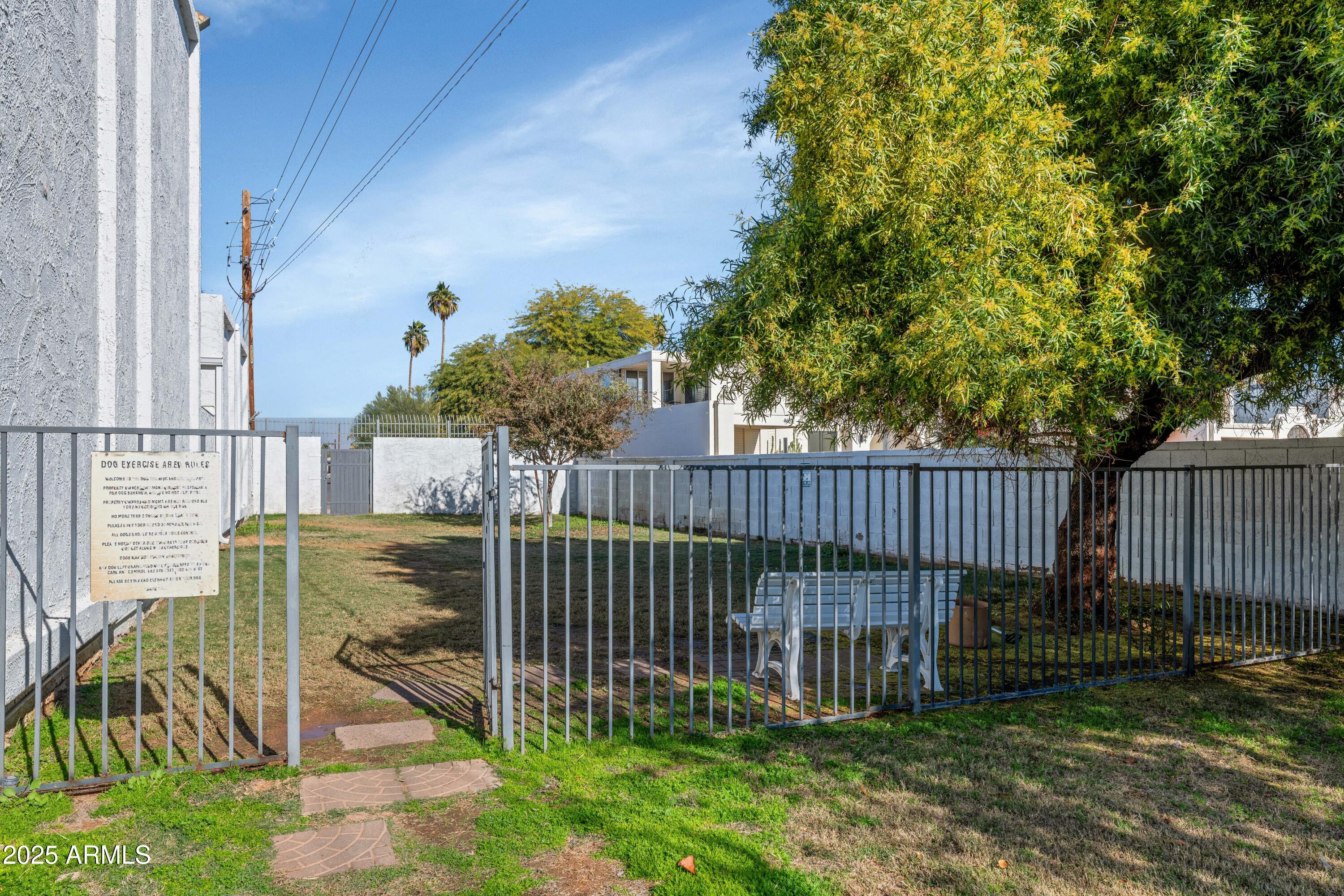 8562 E INDIAN SCHOOL Road Unit: E