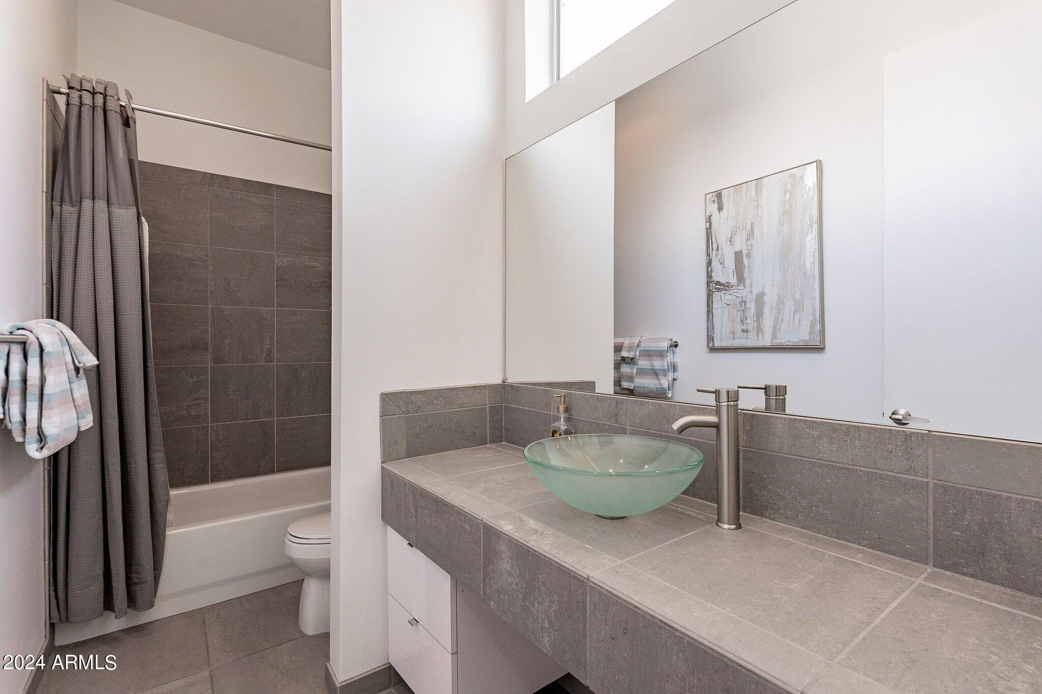 4326 N 25TH Street # 109