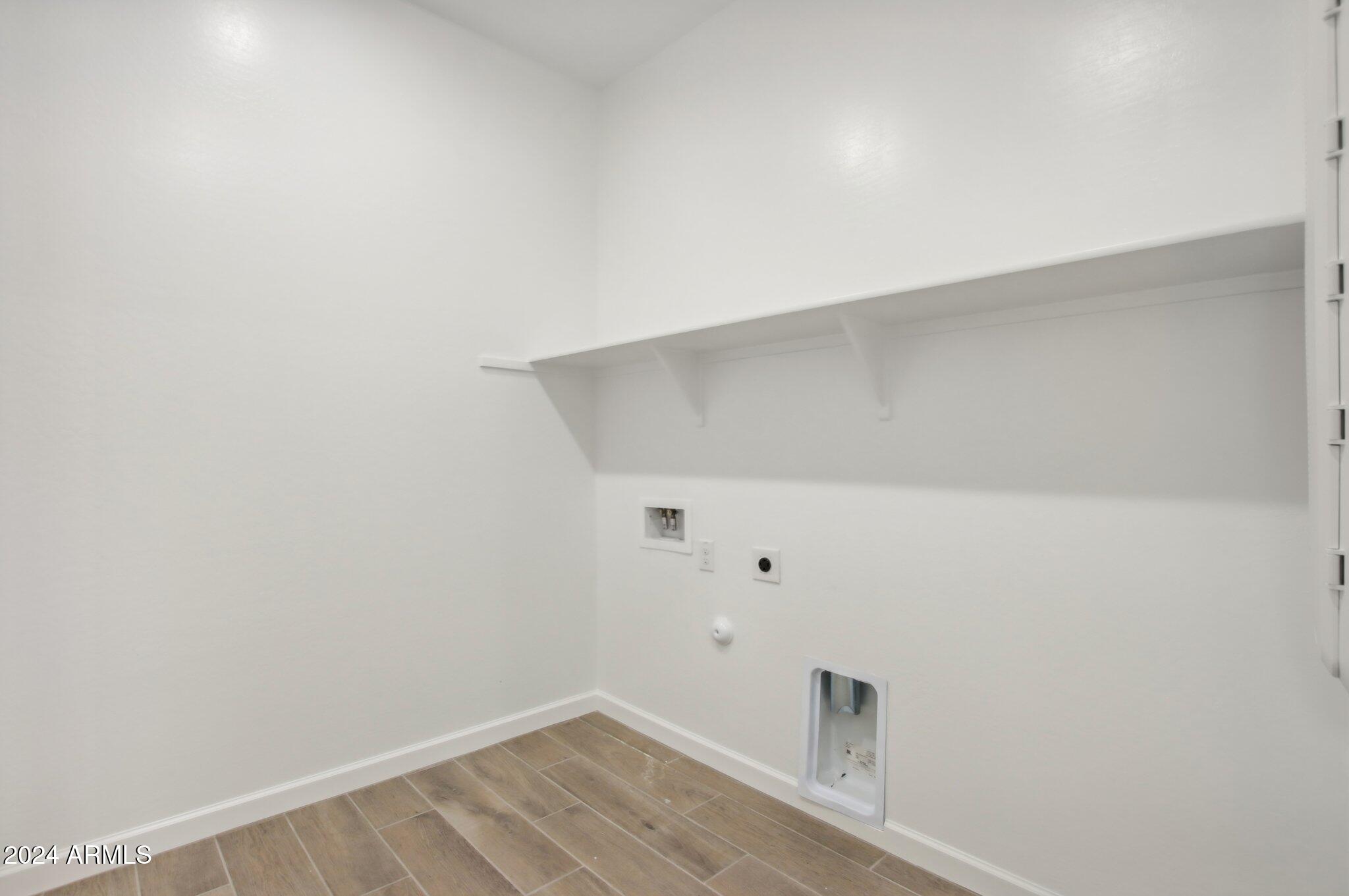 22677 E LORDS Way
