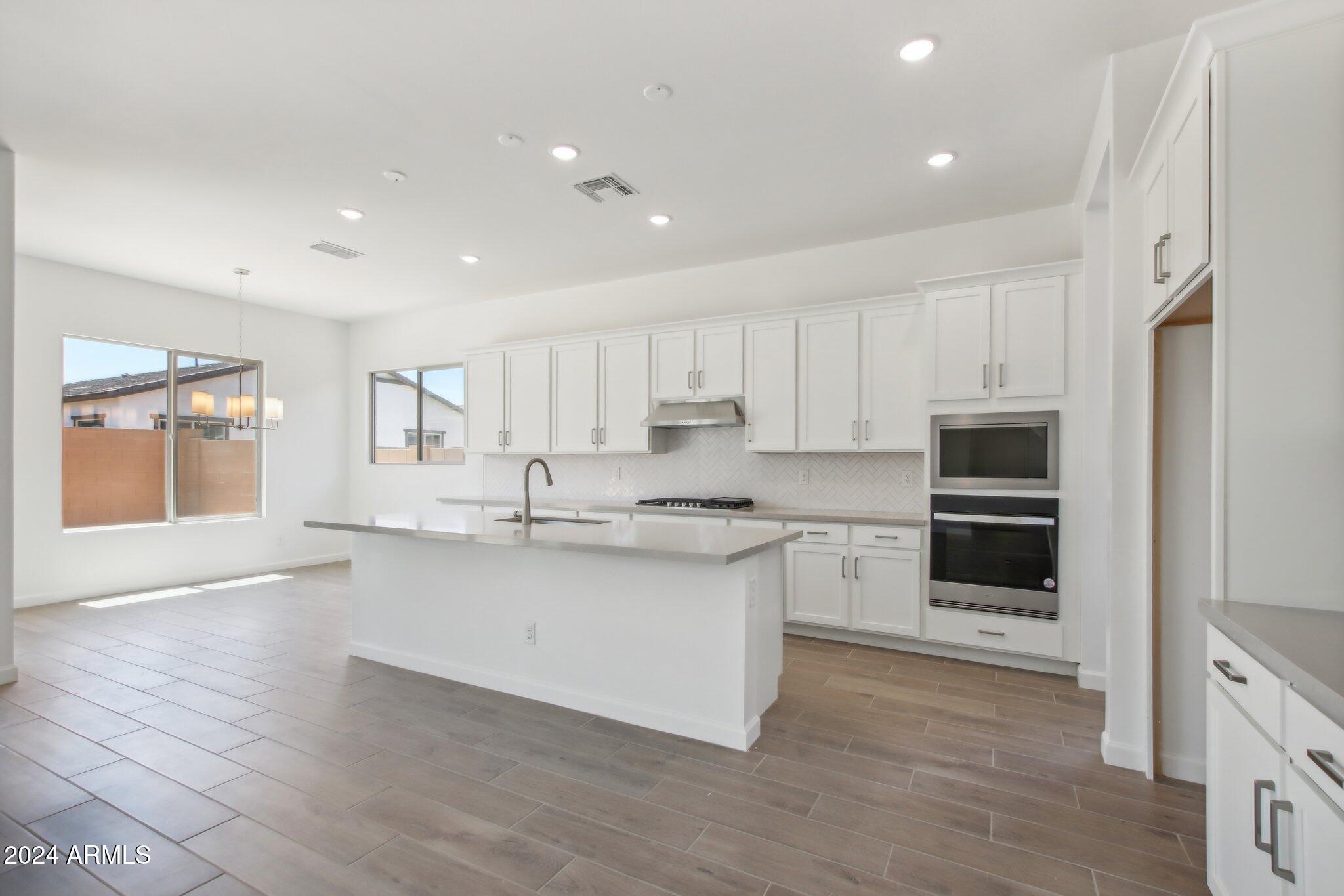 22677 E LORDS Way