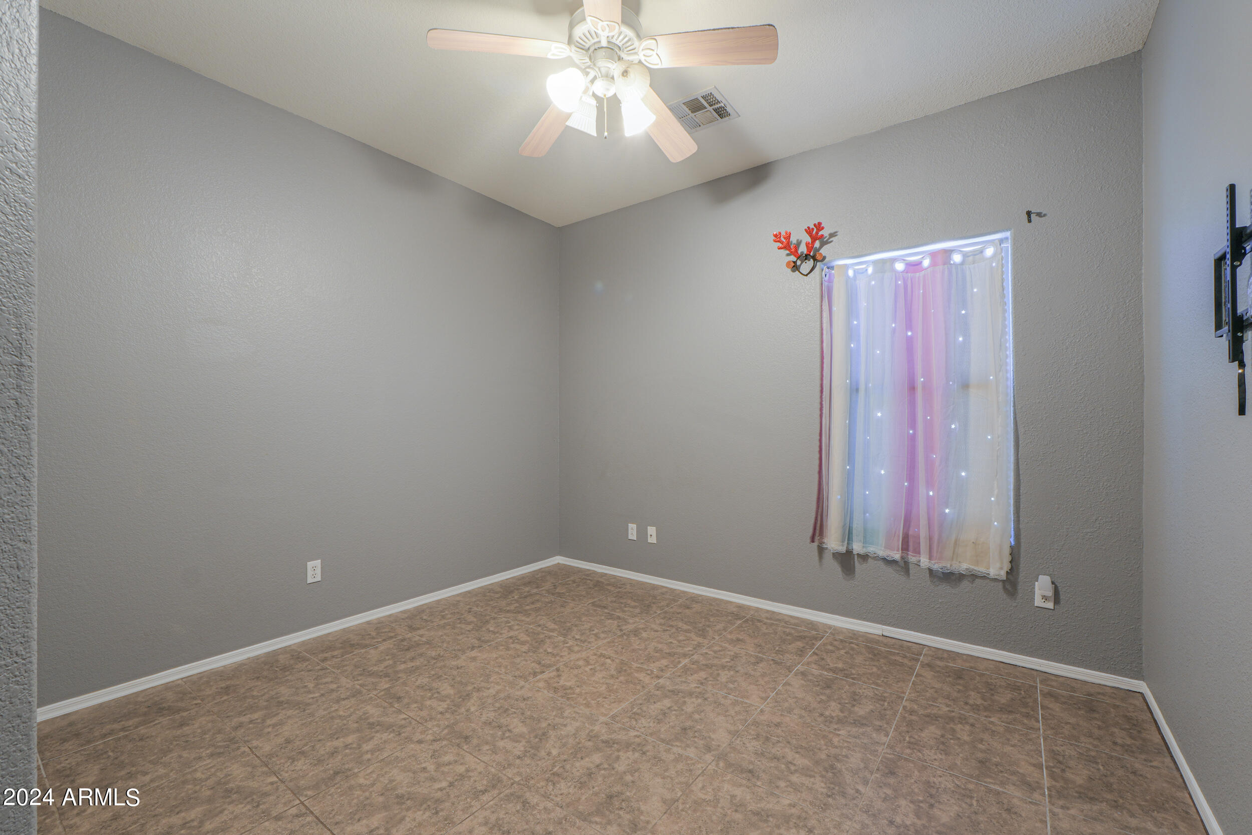 5965 E Flowing Spring