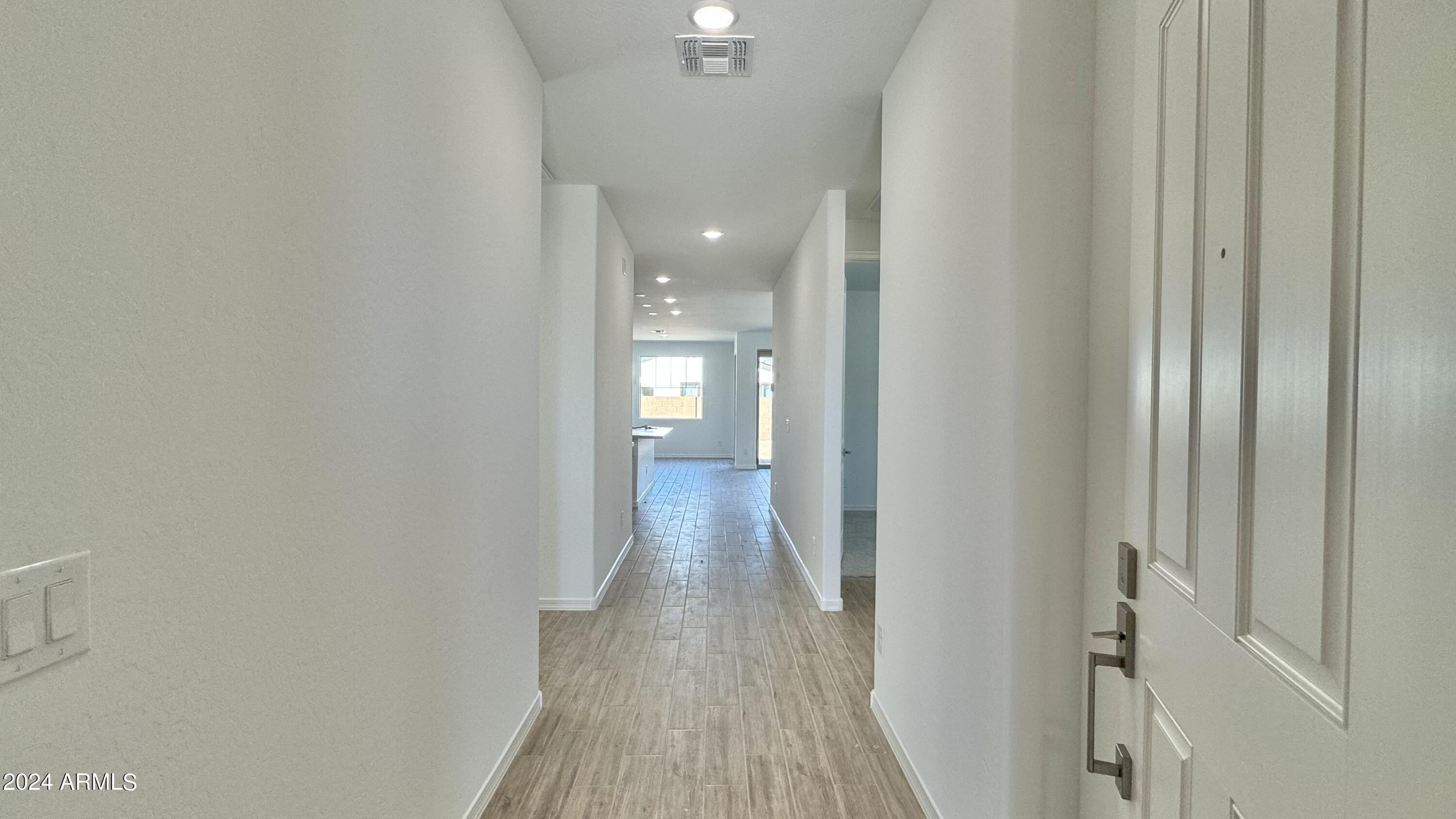 22888 E ROUNDUP Way