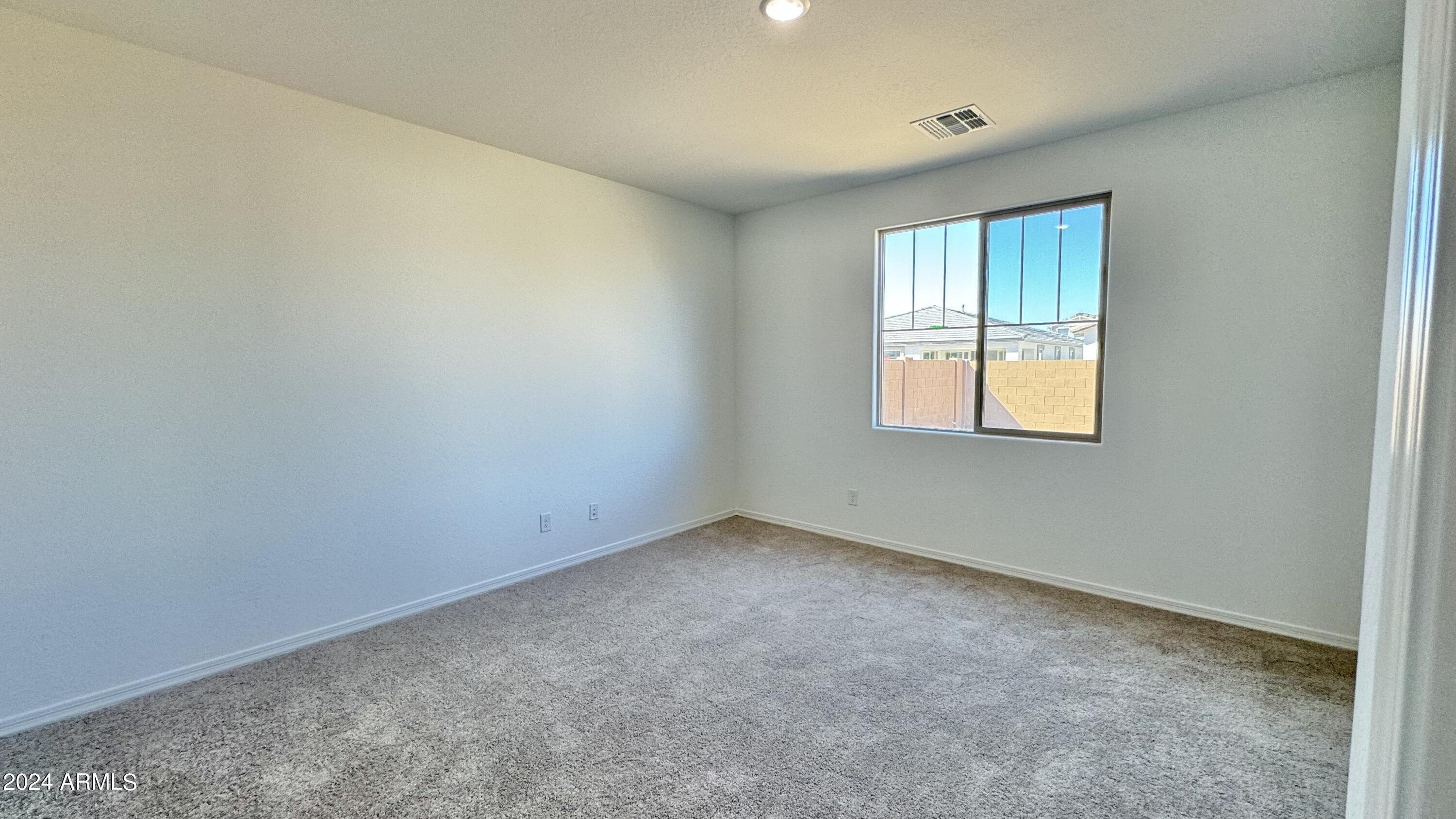 22888 E ROUNDUP Way