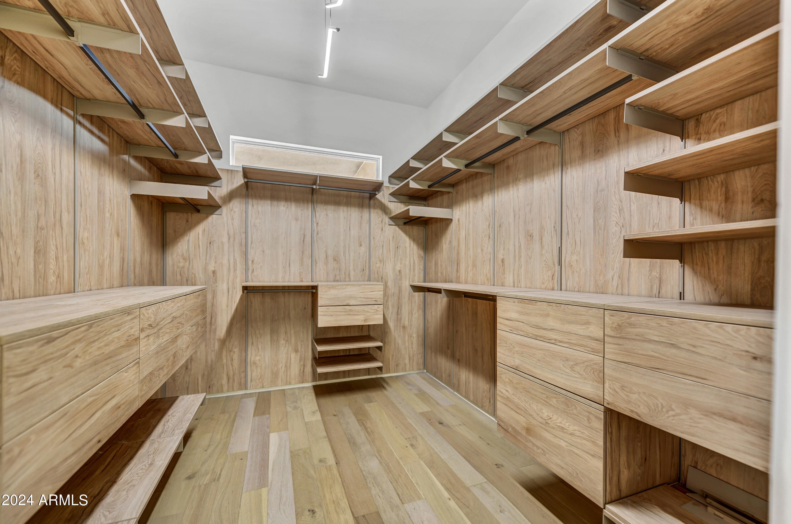 7247 E BENT TREE Drive