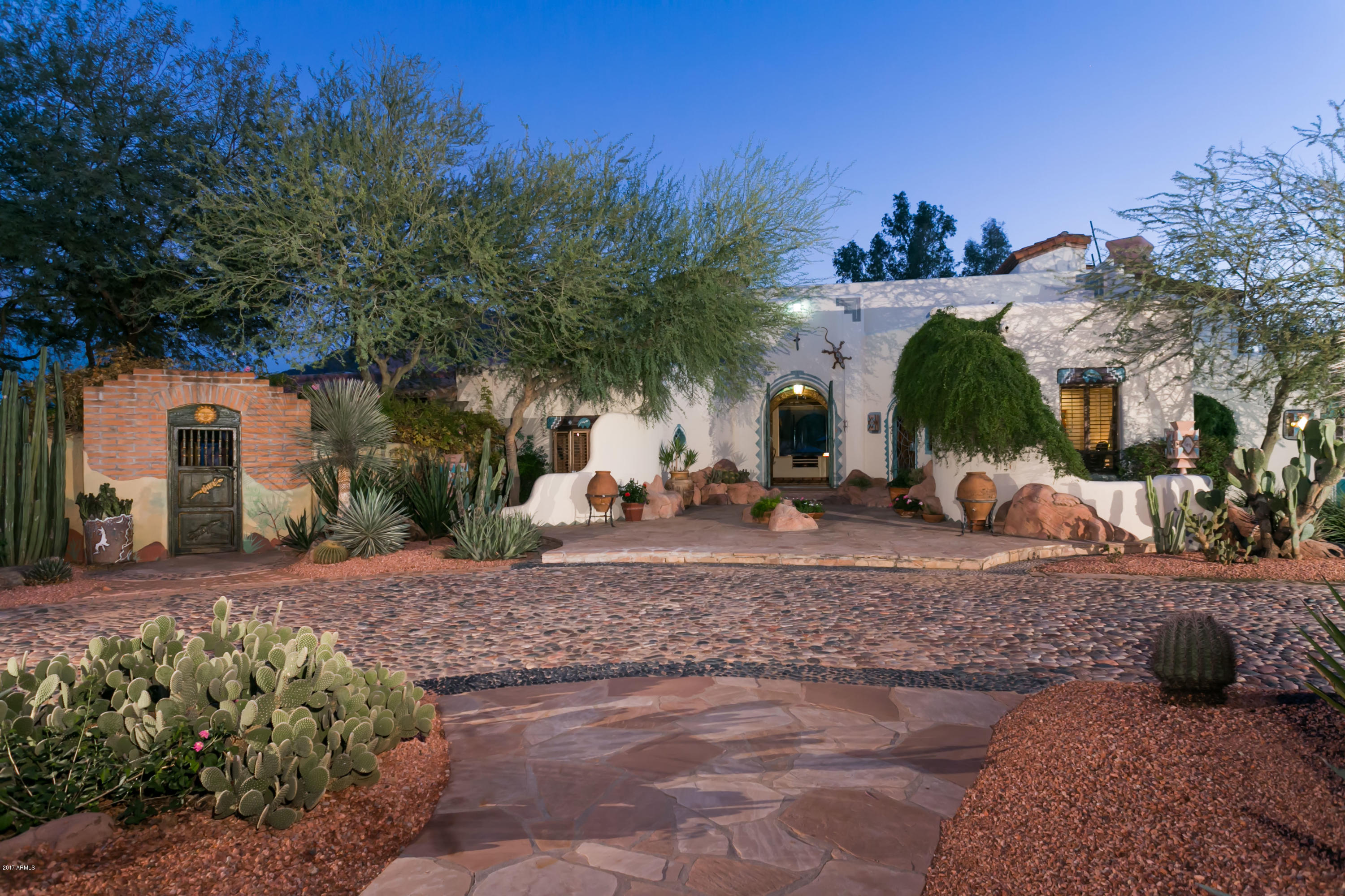 4754 E VALLEY VISTA Lane