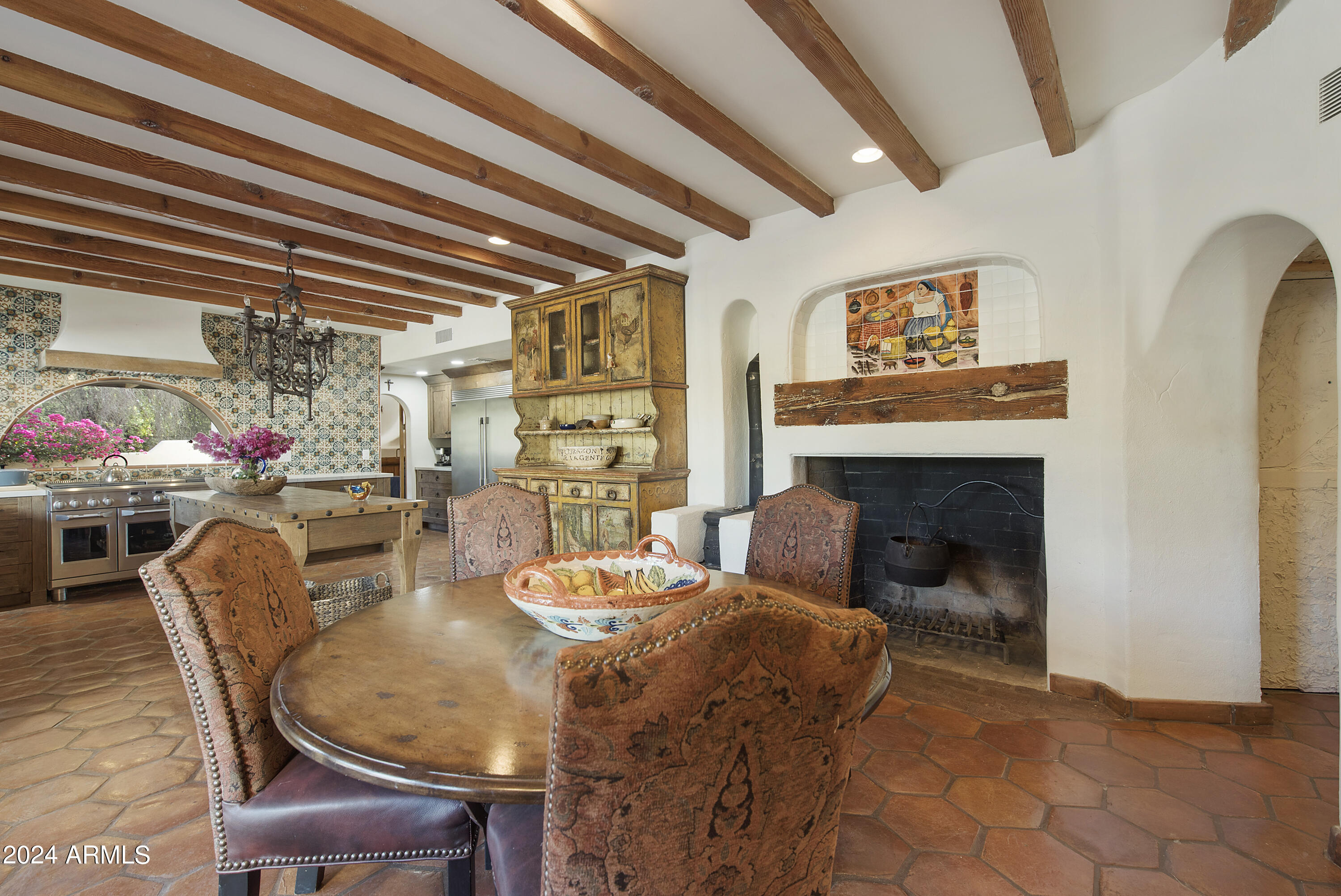 4754 E VALLEY VISTA Lane