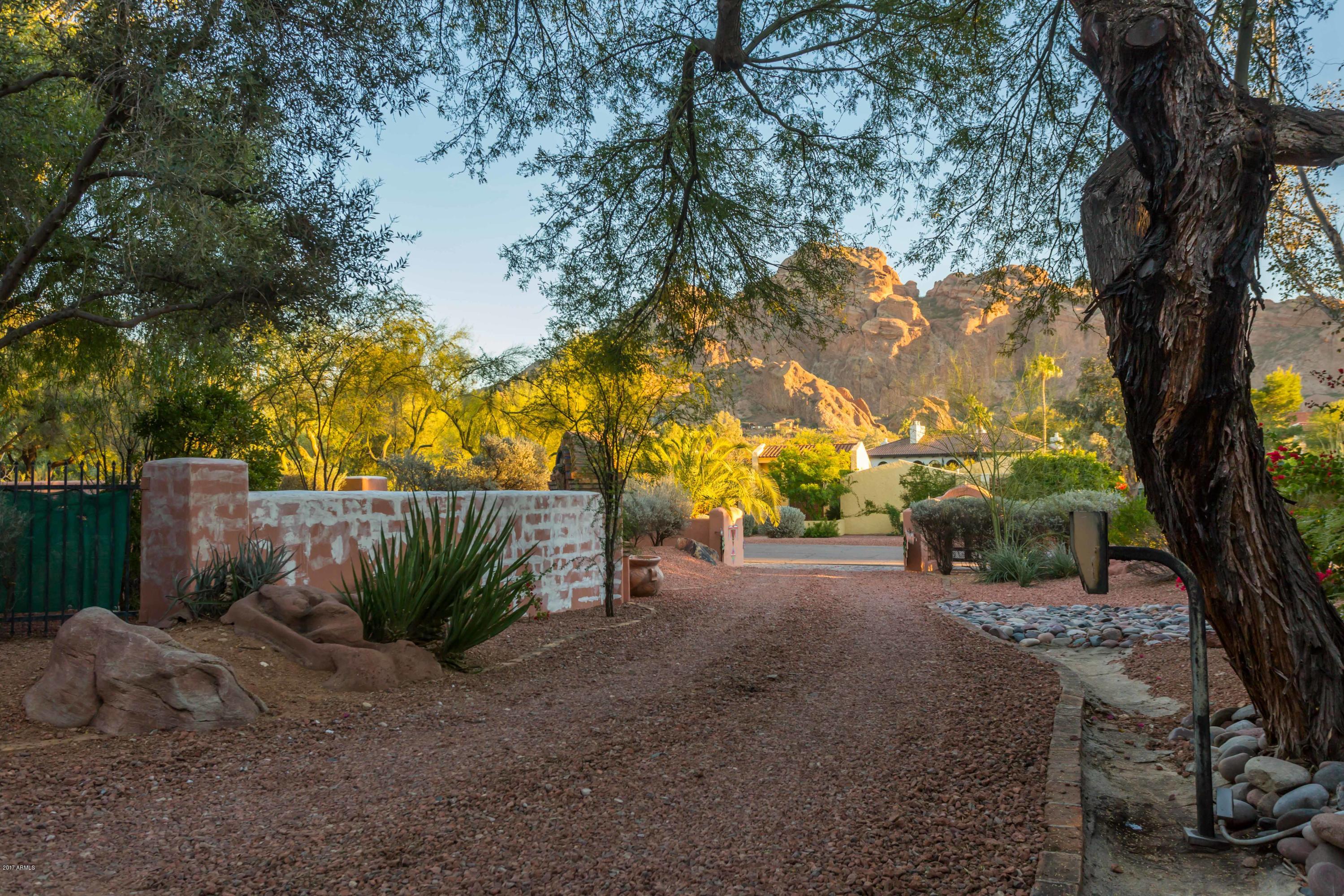 4754 E VALLEY VISTA Lane