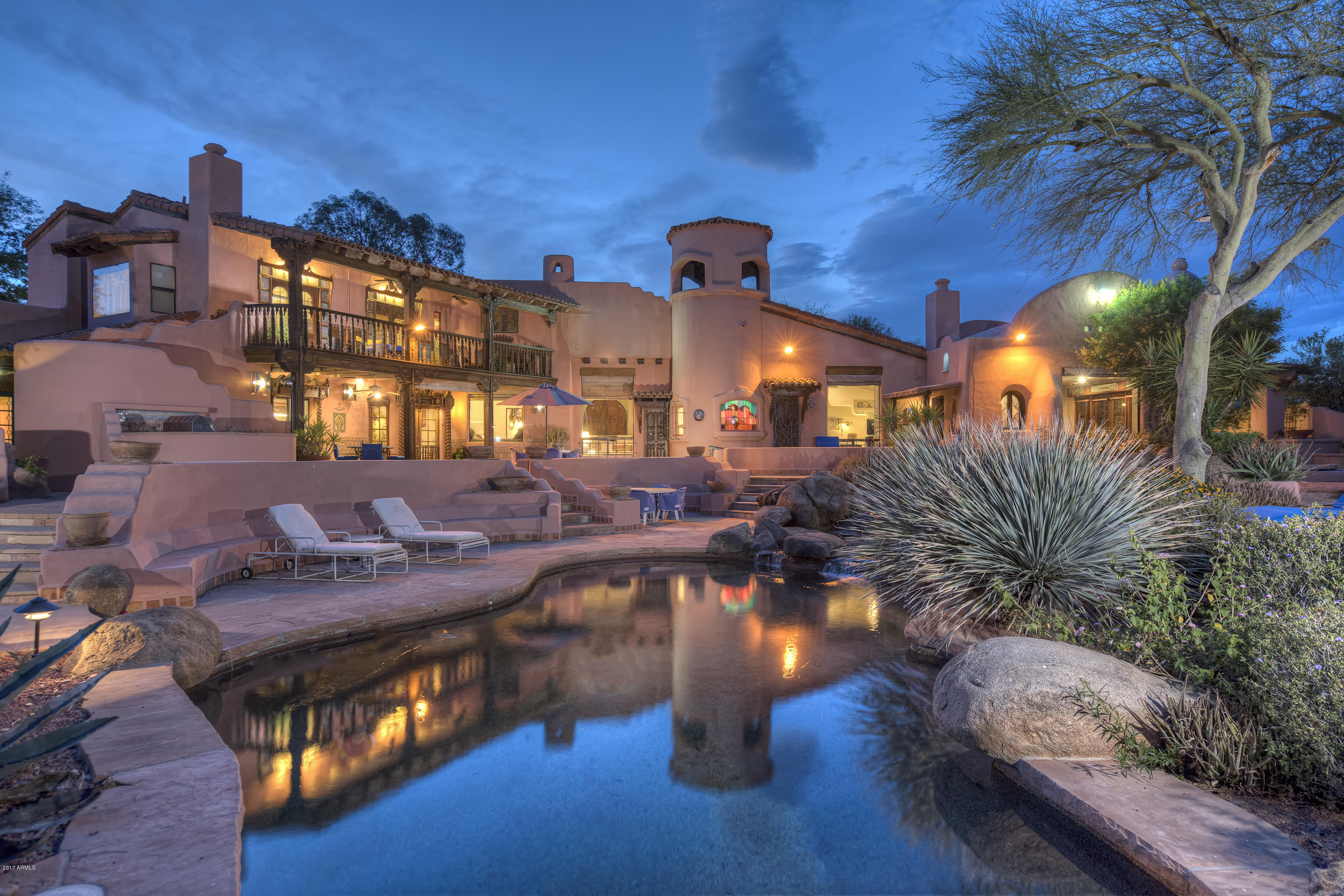4754 E VALLEY VISTA Lane