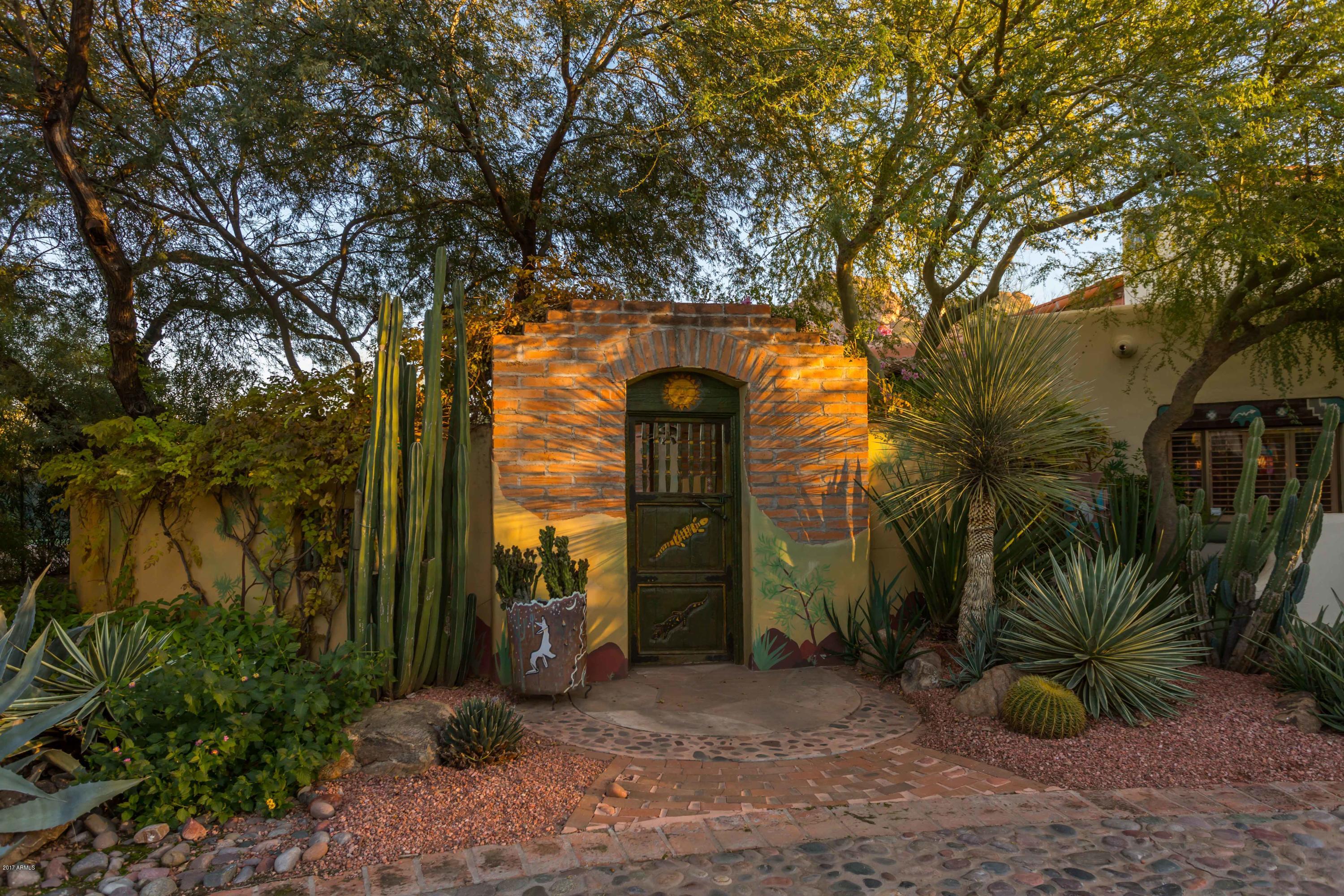 4754 E VALLEY VISTA Lane